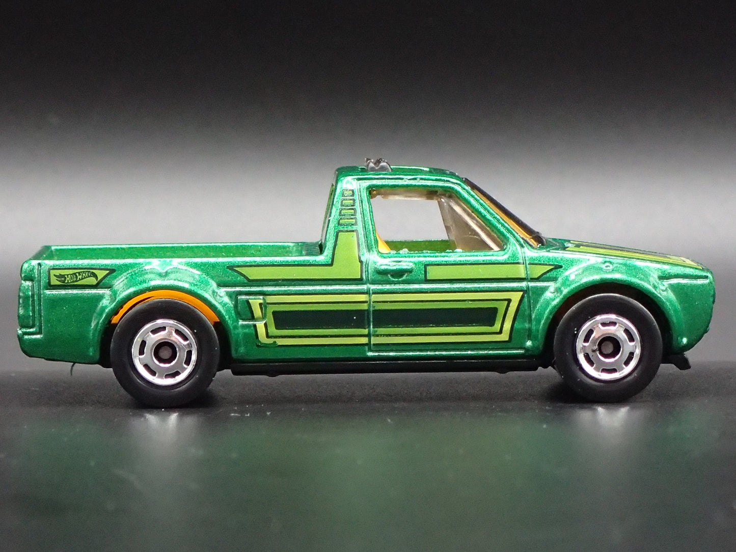 1979-1984 VW VOLKSWAGEN CADDY PICKUP TRUCK GREEN 1/64 SCALE DIECAST MODEL CAR