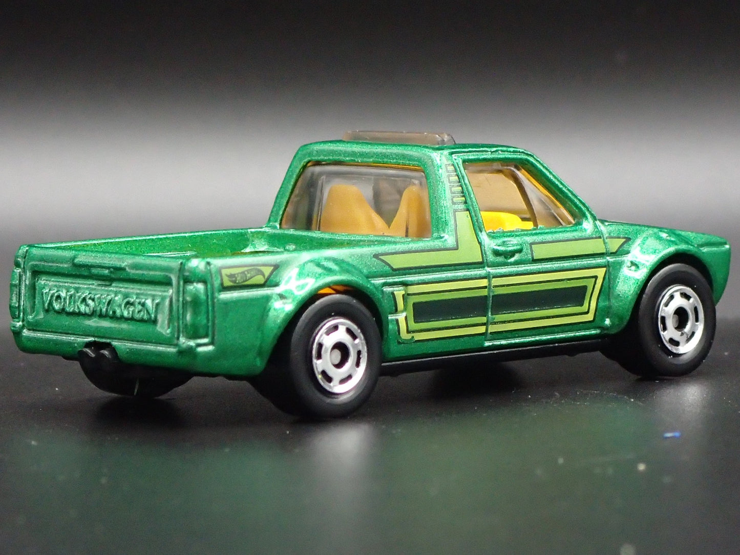 1979-1984 VW VOLKSWAGEN CADDY PICKUP TRUCK GREEN 1/64 SCALE DIECAST MODEL CAR