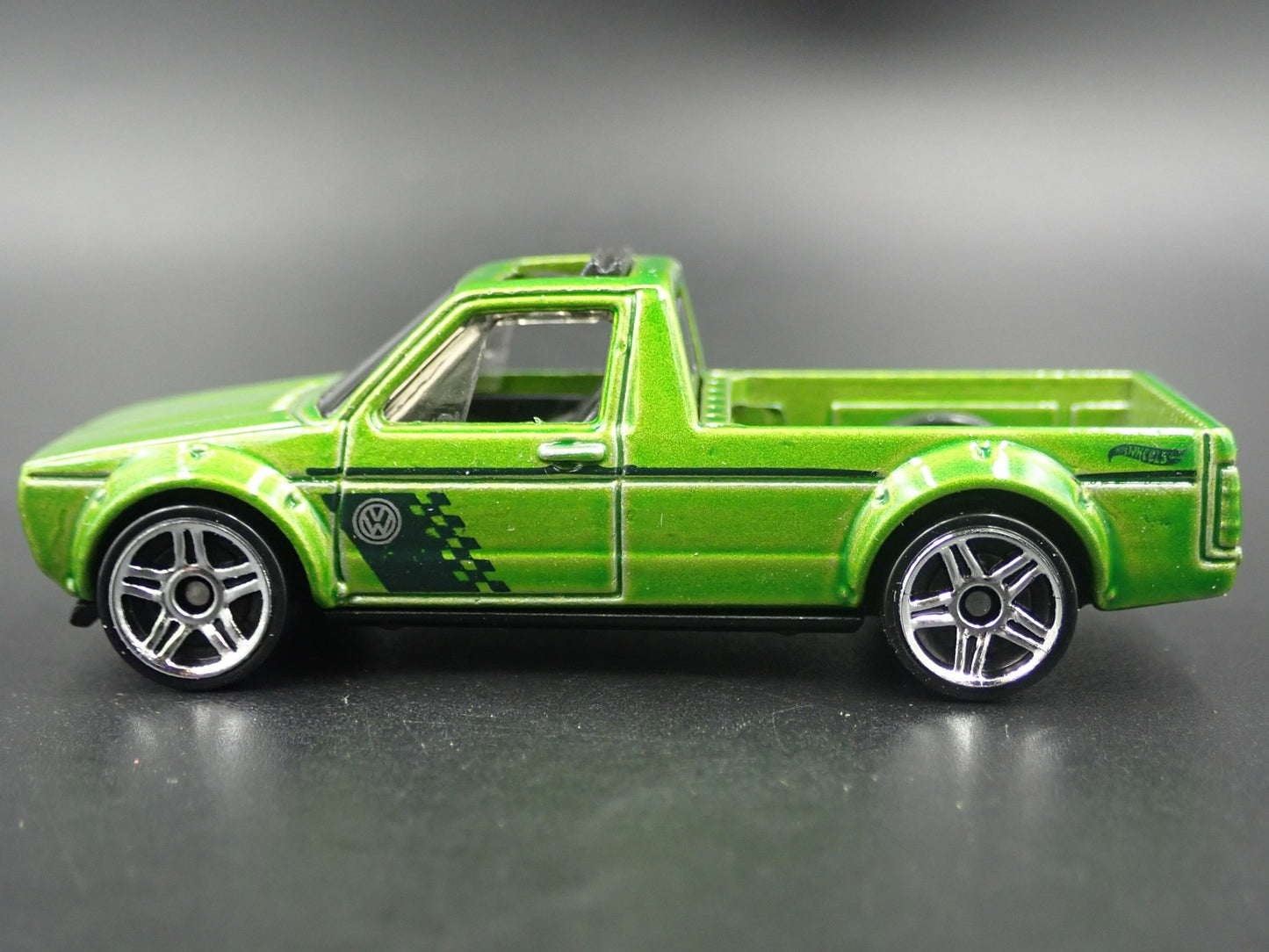 1979-1984 VW VOLKSWAGEN CADDY PICKUP TRUCK GREEN 1/64 SCALE DIECAST MODEL CAR