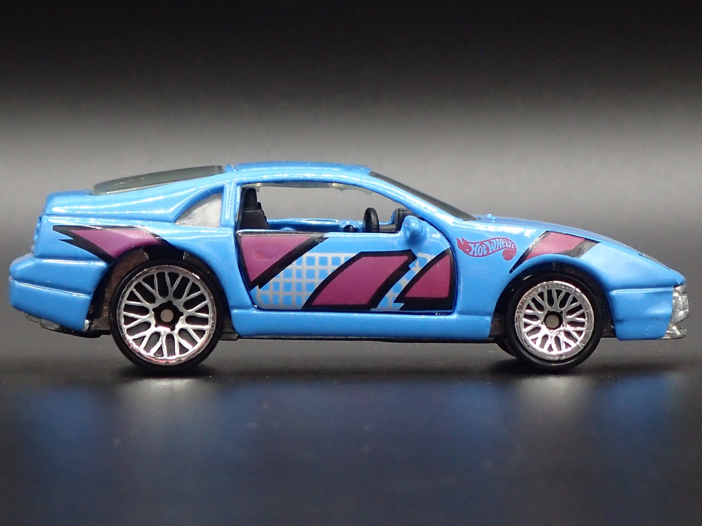 NISSAN CUSTOM Z BLUE RARE 1:64 SCALE COLLECTIBLE DIORAMA DIECAST MODEL CAR