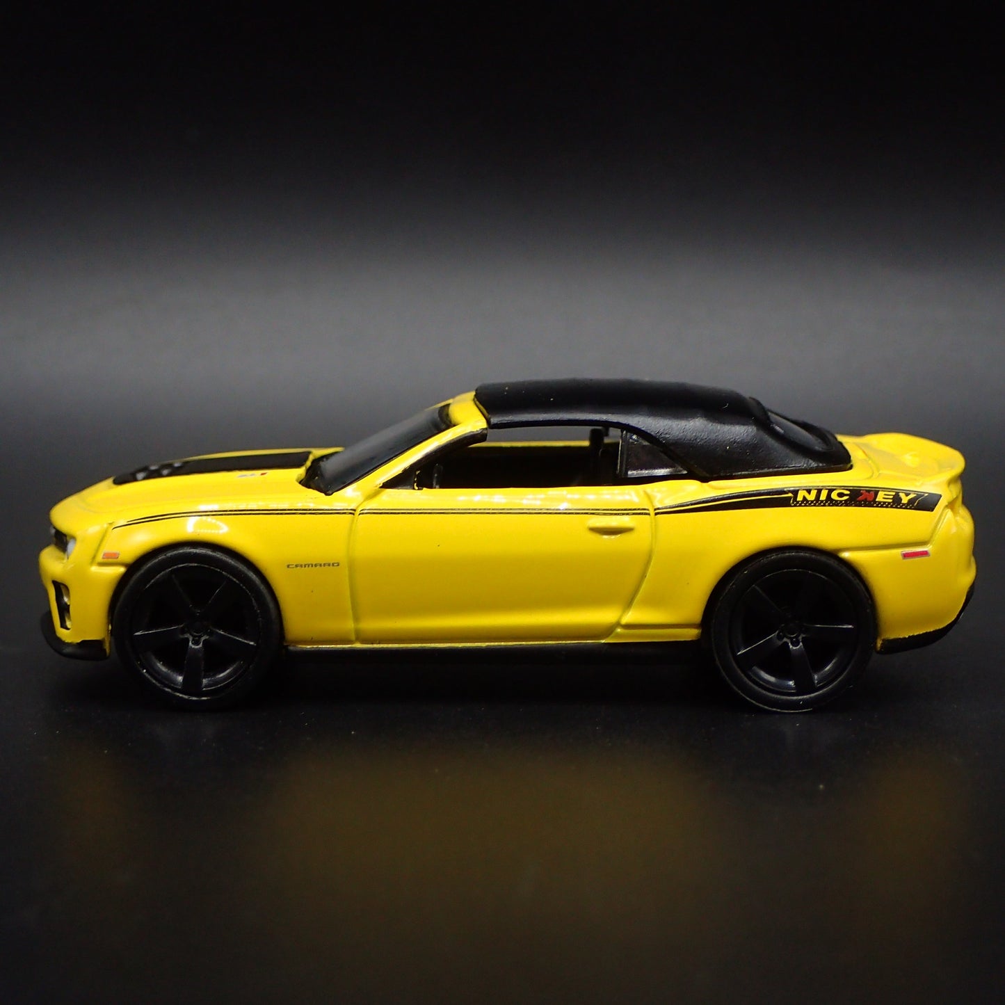 2013 13 CHEVY CHEVROLET CAMARO ZL1 CONVERTIBLE RARE 1:64 SCALE DIECAST MODEL CAR