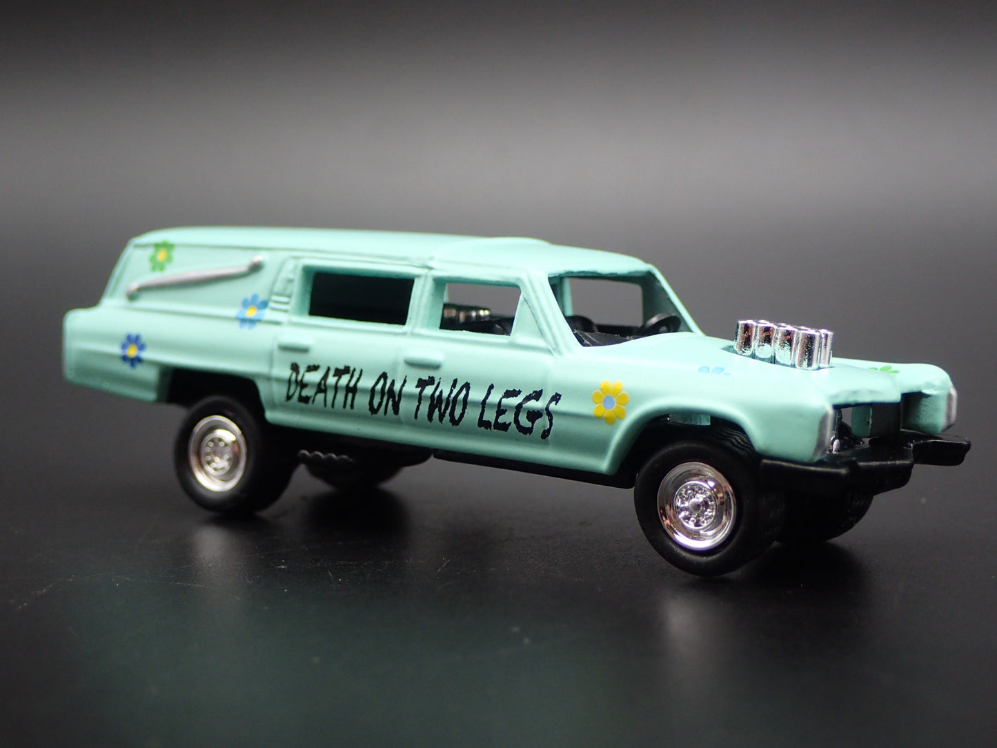 HAULIN CADILLAC HEARSE DRAGSTER DEMOLITION DERBY  1:64 SCALE DIECAST MODEL CAR