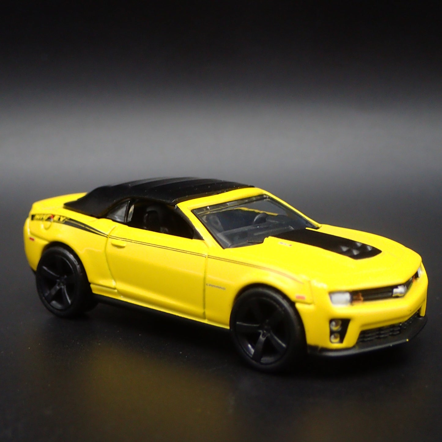 2013 13 CHEVY CHEVROLET CAMARO ZL1 CONVERTIBLE RARE 1:64 SCALE DIECAST MODEL CAR