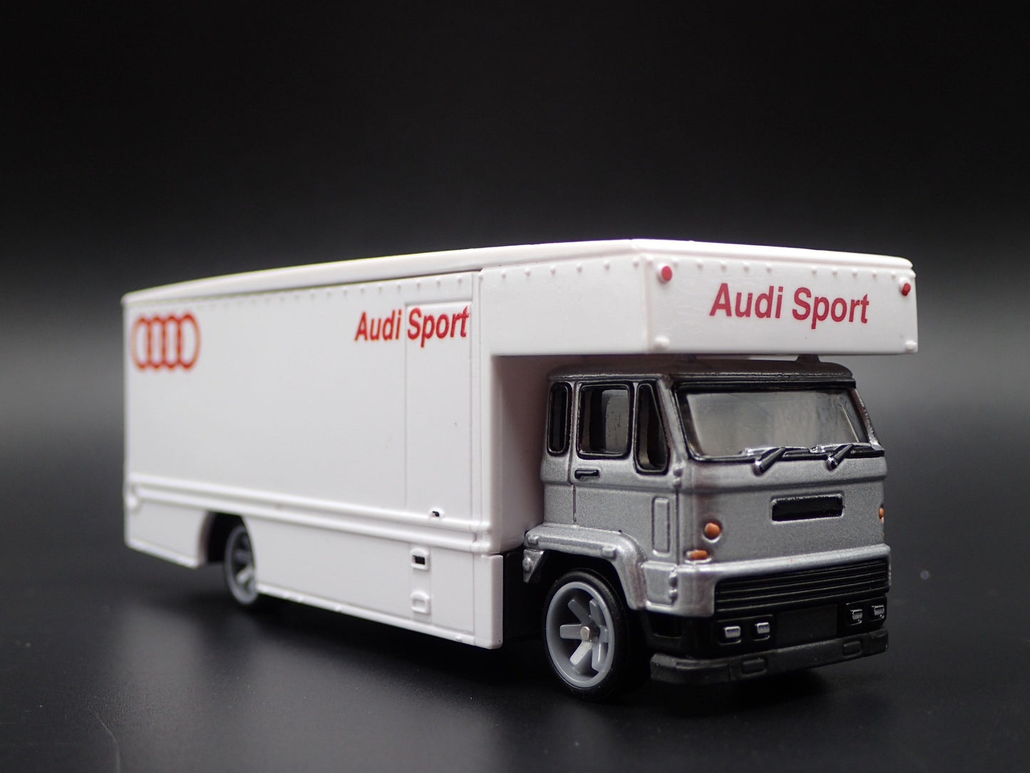VINTAGE FLAT NOSE CAR HAULER TRANSPORTER TRUCK AUDI 1:64 SCALE DIECAST MODEL CAR