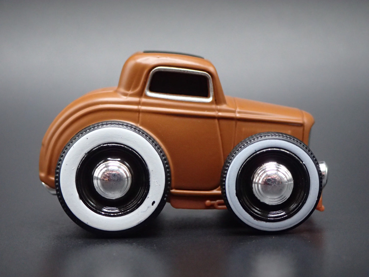 1932 32 FORD THREE WINDOW COUPE HOT ROD CAR TUNED 1:64 SCALE DIECAST MODEL CAR
