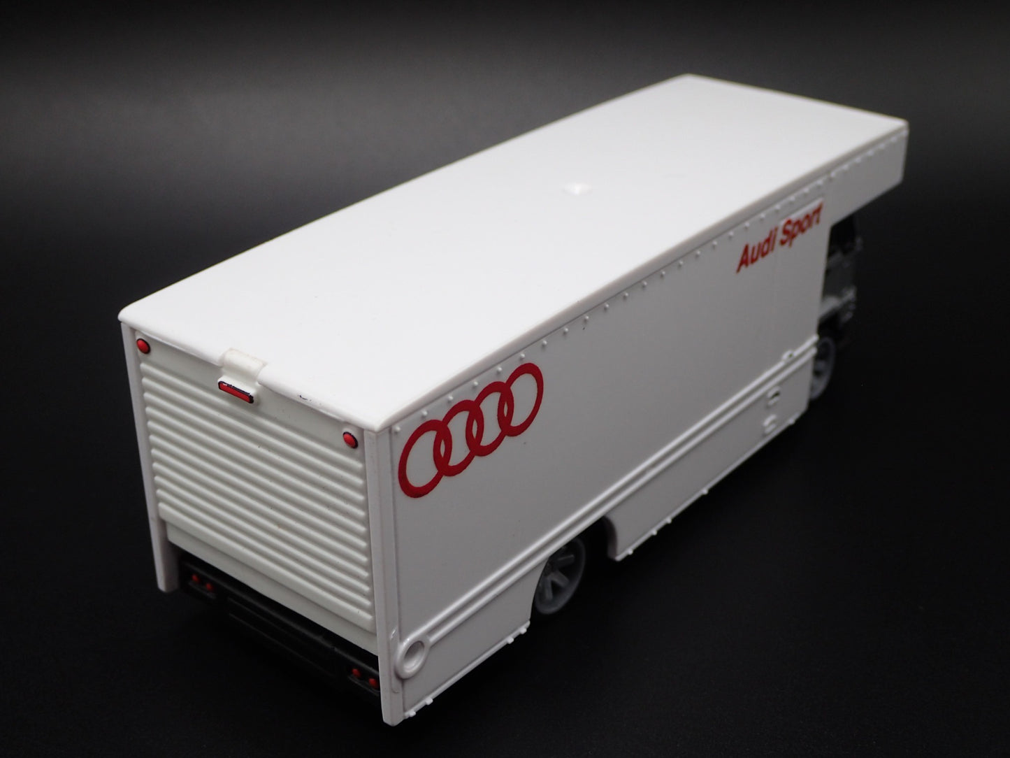 VINTAGE FLAT NOSE CAR HAULER TRANSPORTER TRUCK AUDI 1:64 SCALE DIECAST MODEL CAR