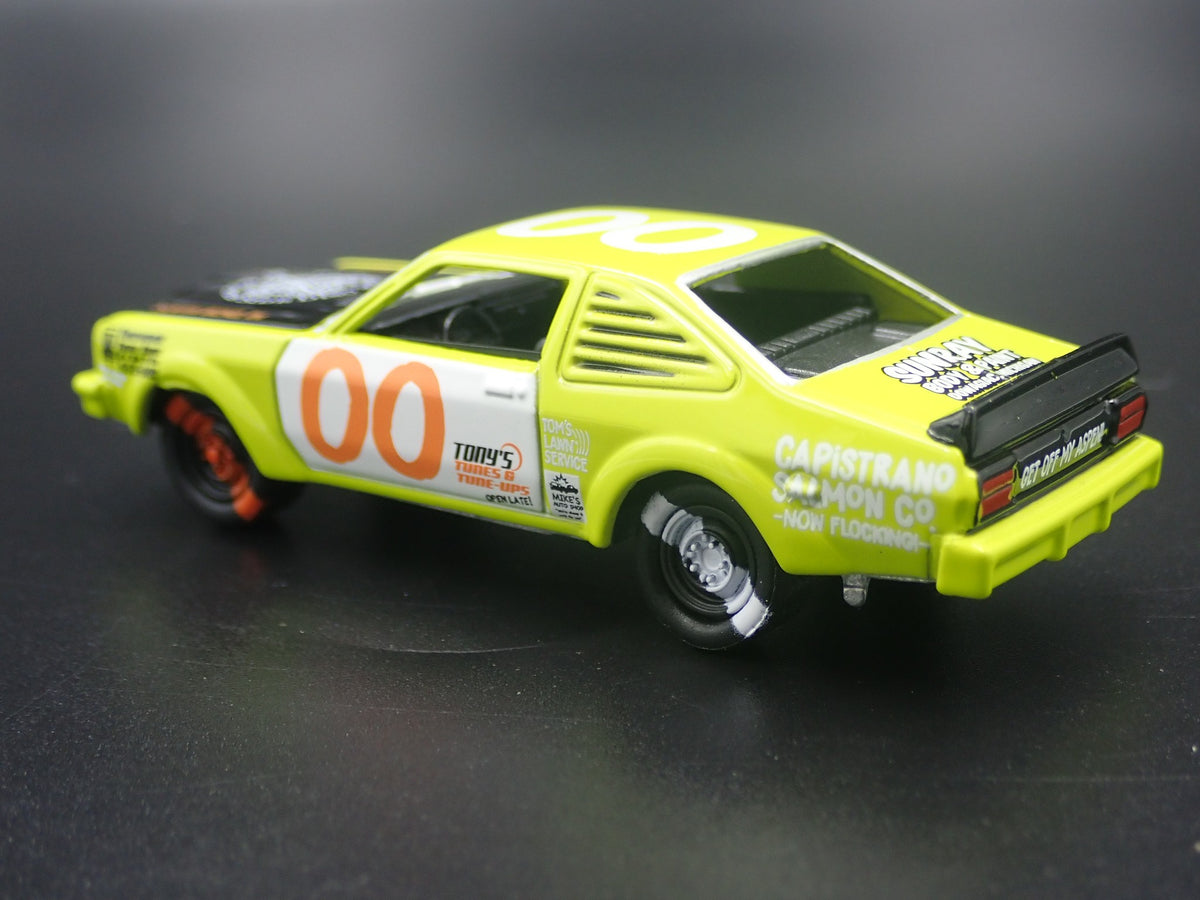 1976 76 DODGE ASPEN DEMOLITION DERBY 1/64 SCALE COLLECTIBLE DIECAST MODEL CAR-Burning Rubber Toy Company