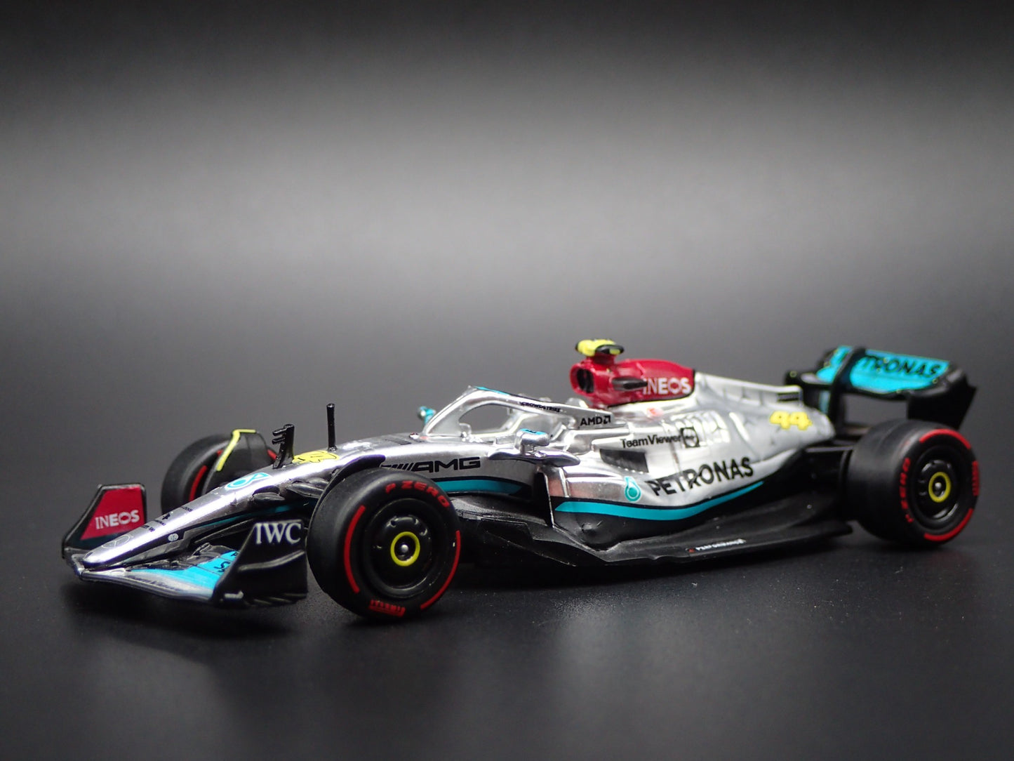 MERCEDES-AMG F1 W13 E PERFORMANCE LEWIS HAMILTON 44 1:64 SCALE DIECAST MODEL CAR