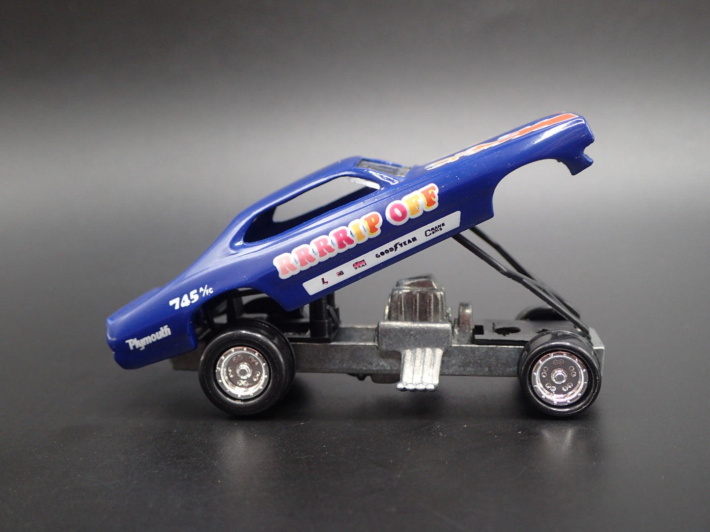 1971 71 PLYMOUTH DUSTER NHRA FUNNY CAR RRRRIP OFF  1/64 SCALE DIECAST MODEL CAR