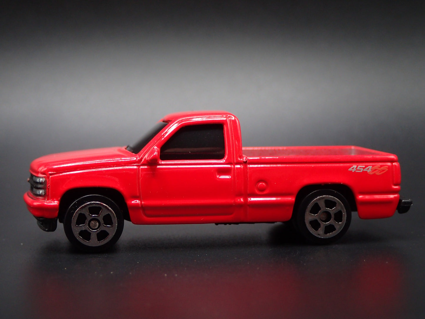 1993 93 CHEVY CHEVROLET SS 454 PICKUP TRUCK RED 1:64 SCALE DIECAST MODEL CAR