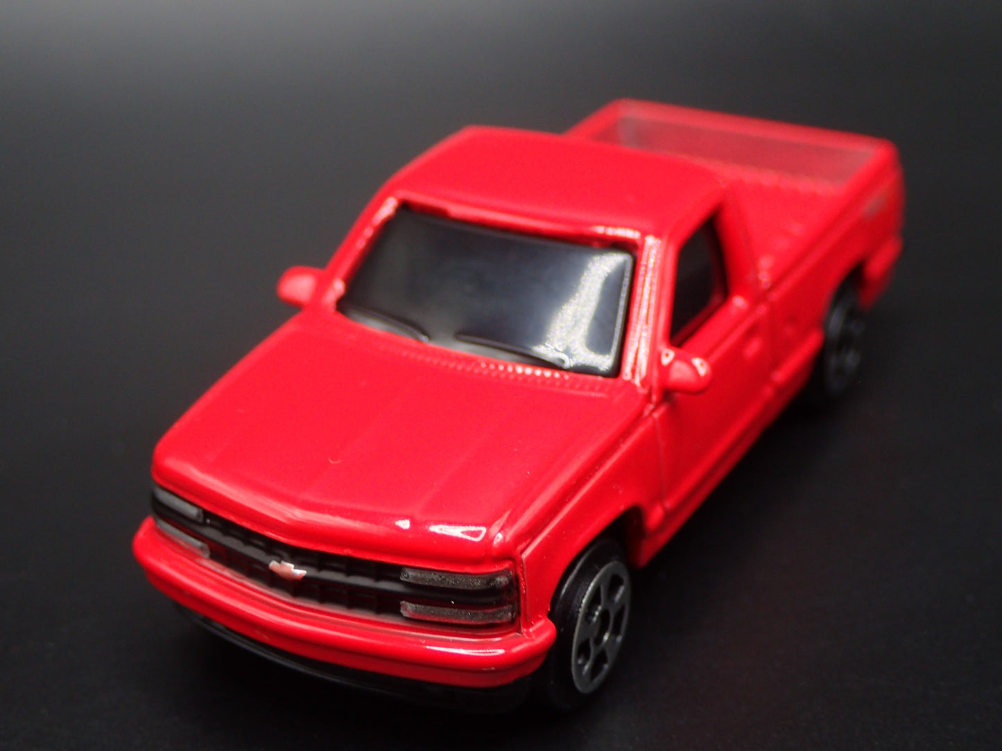 1993 93 CHEVY CHEVROLET SS 454 PICKUP TRUCK RED 1:64 SCALE DIECAST MODEL CAR