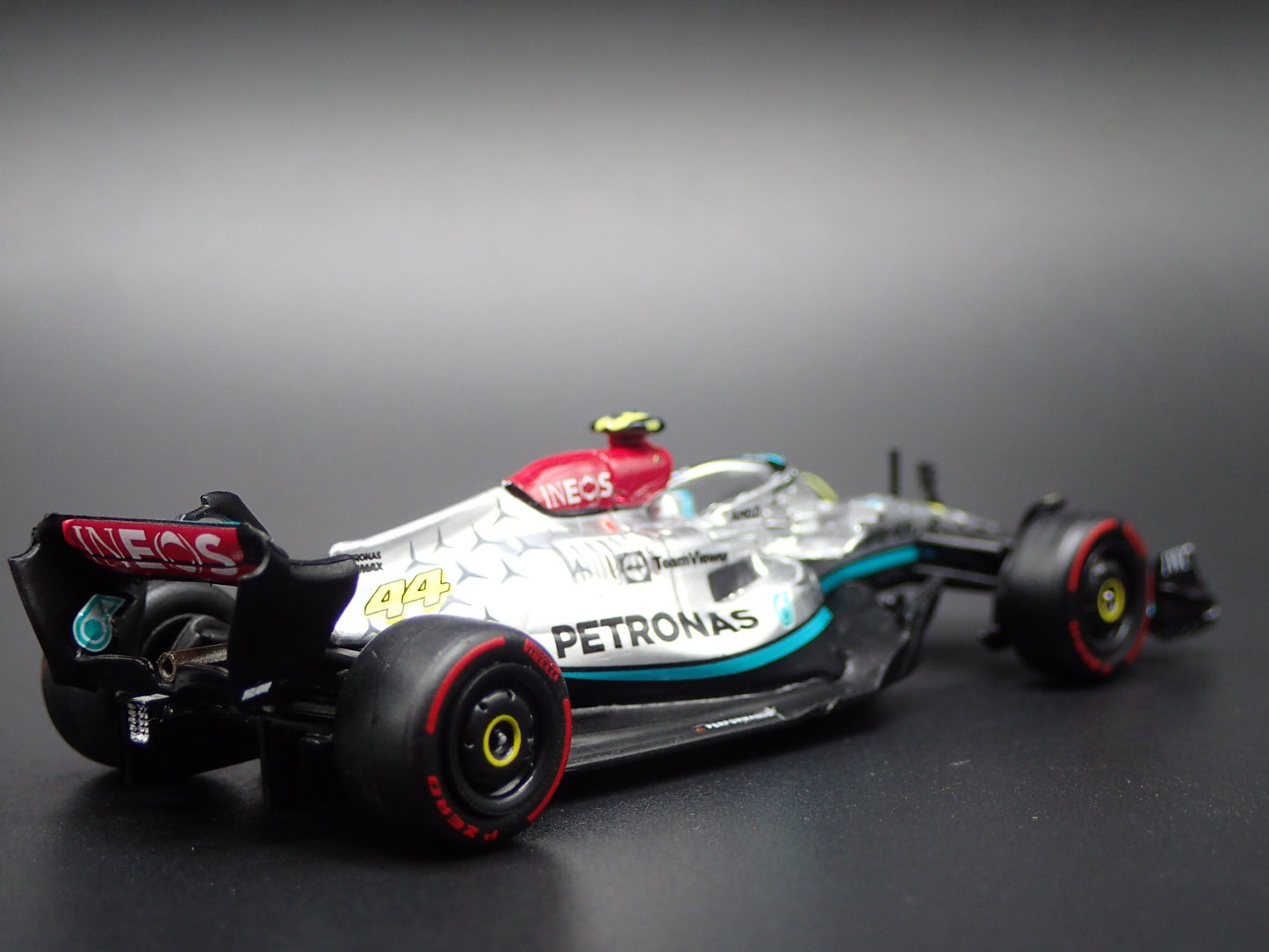MERCEDES-AMG F1 W13 E PERFORMANCE LEWIS HAMILTON 44 1:64 SCALE DIECAST MODEL CAR