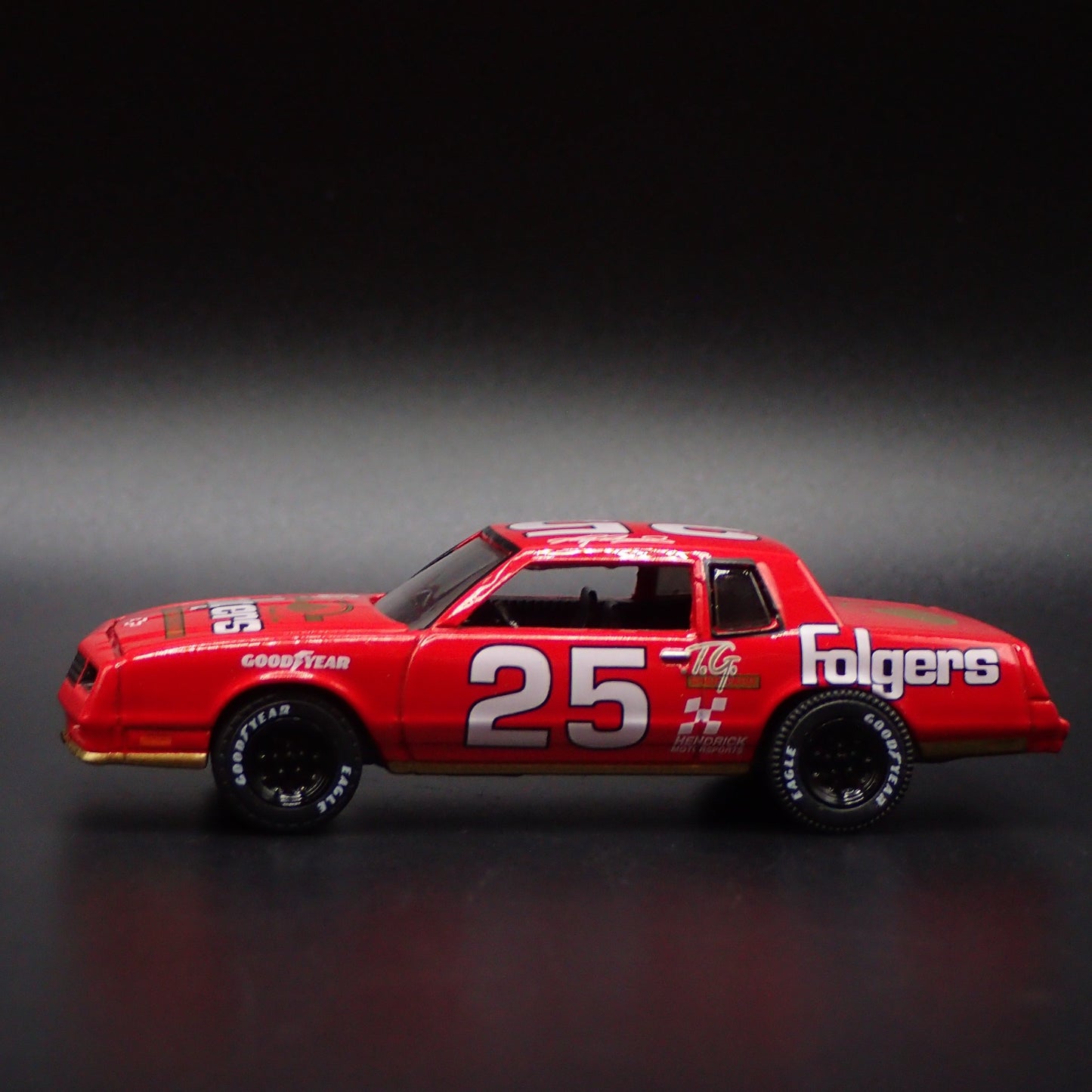 1986 CHEVY CHEVROLET MONTE CARLO SS FOLGERS NASCAR 1/64 SCALE DIECAST MODEL CAR