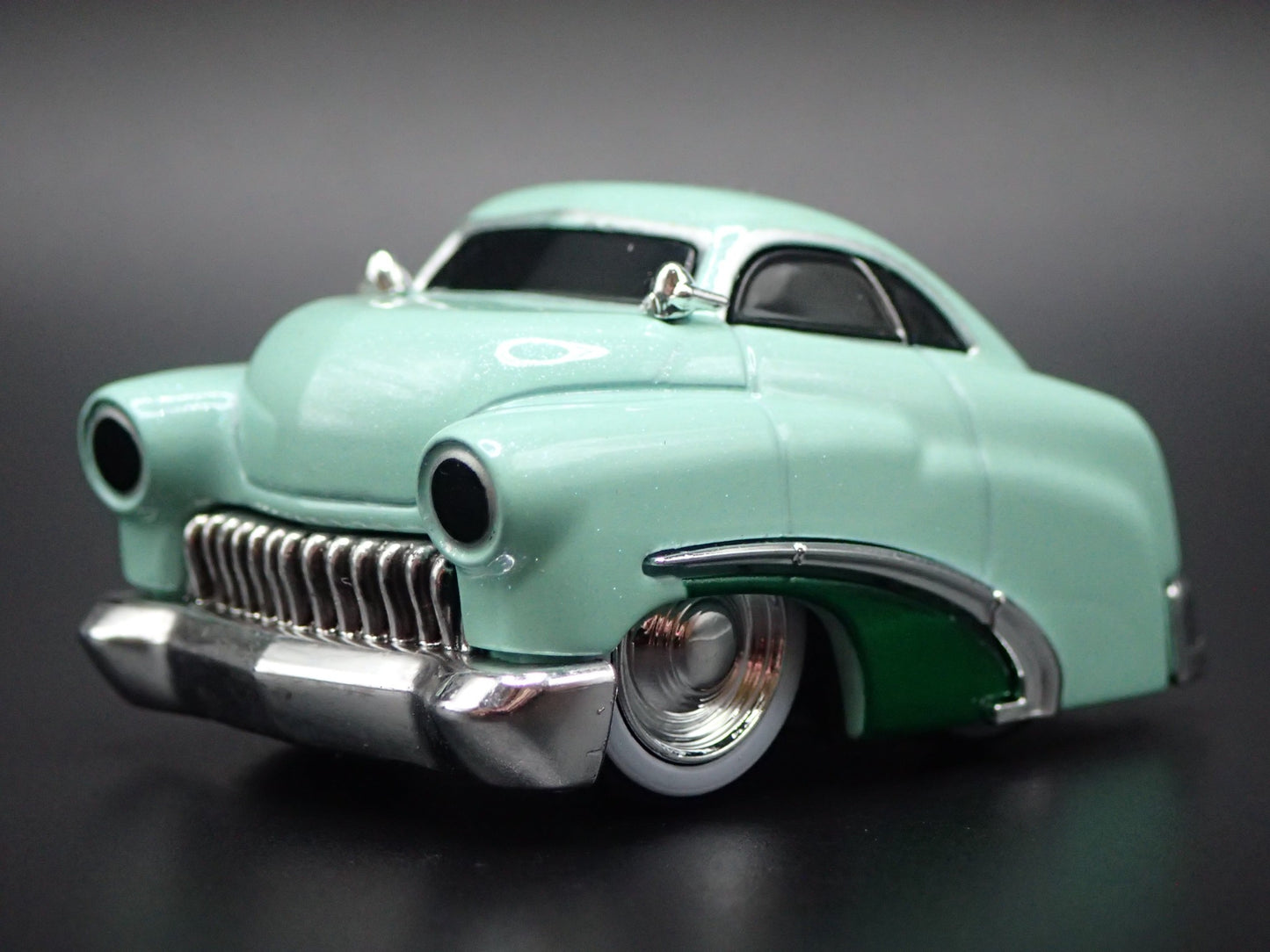 1950 50 MERC MERCURY CAR TUNED 1:64 SCALE COLLECTIBLE DIORAMA DIECAST MODEL CAR