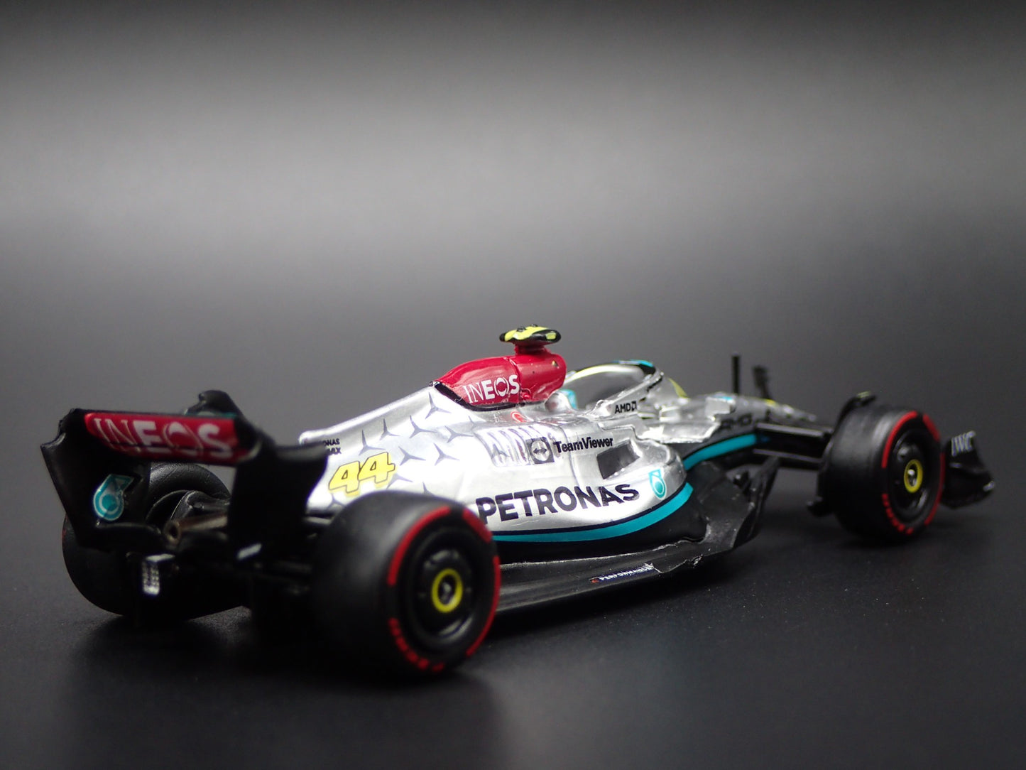 MERCEDES-AMG F1 W13 E PERFORMANCE LEWIS HAMILTON 44 1:64 SCALE DIECAST MODEL CAR