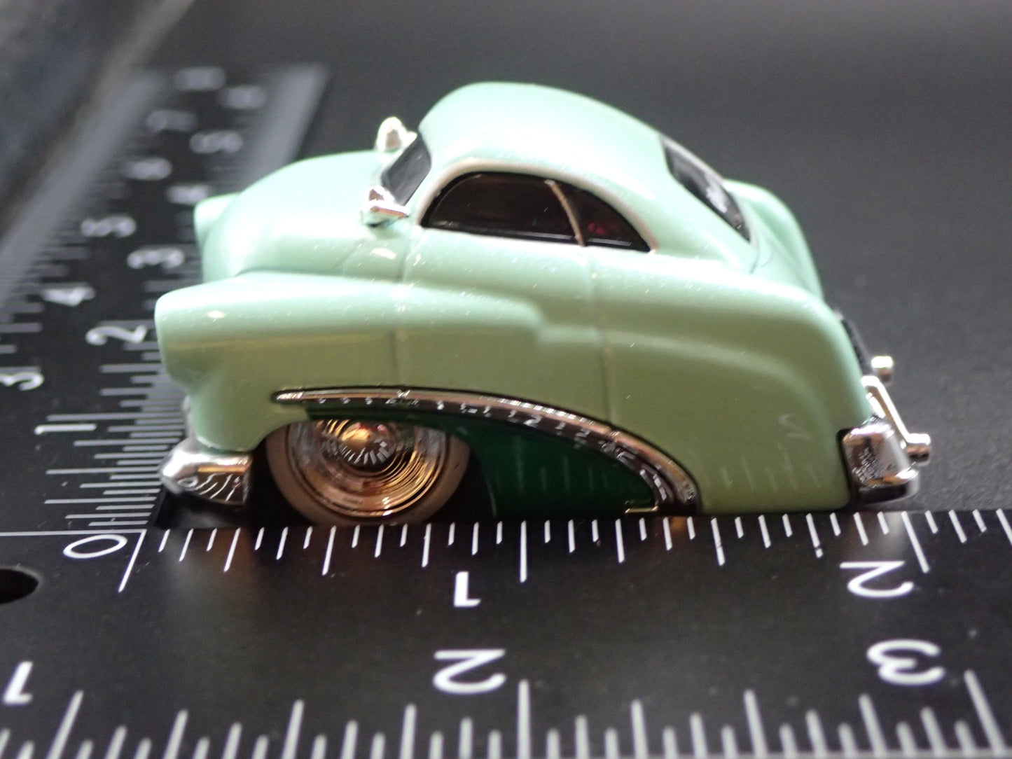 1950 50 MERC MERCURY CAR TUNED 1:64 SCALE COLLECTIBLE DIORAMA DIECAST MODEL CAR