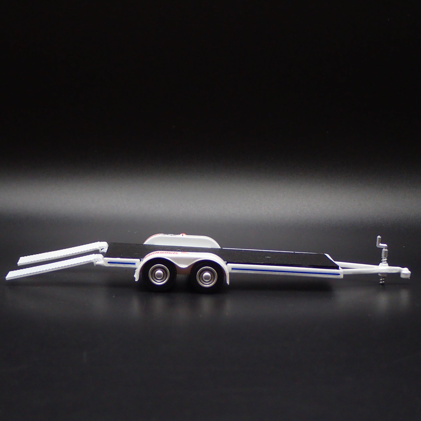 FLATBED CAR HAULER TRAILER  LOADING RAMPS HENDRICK 1:64 SCALE DIORAMA PROP MODEL