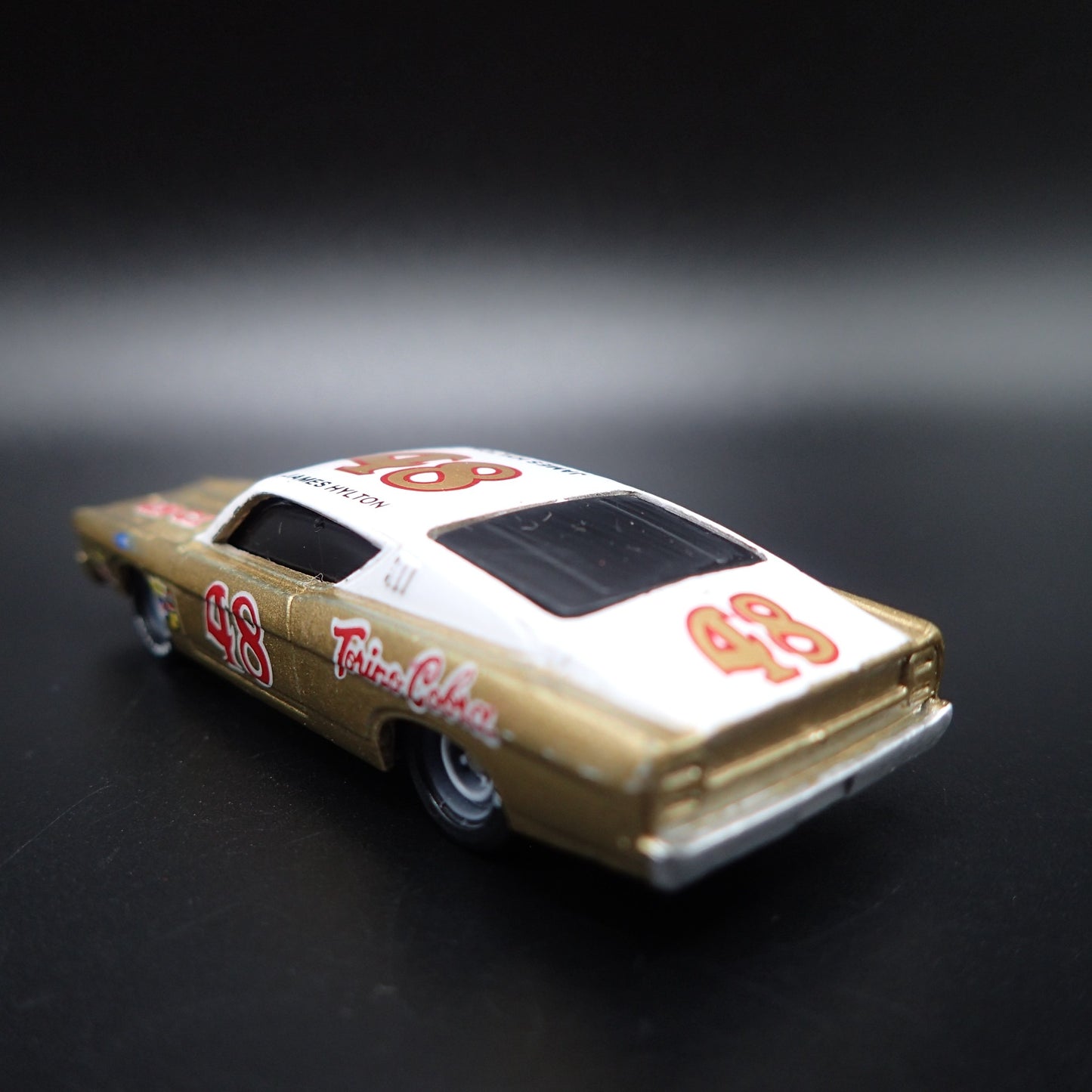1969 FORD TORINO COBRA VINTAGE NASCAR JAMES HYLTON 1:64 SCALE DIECAST MODEL CAR