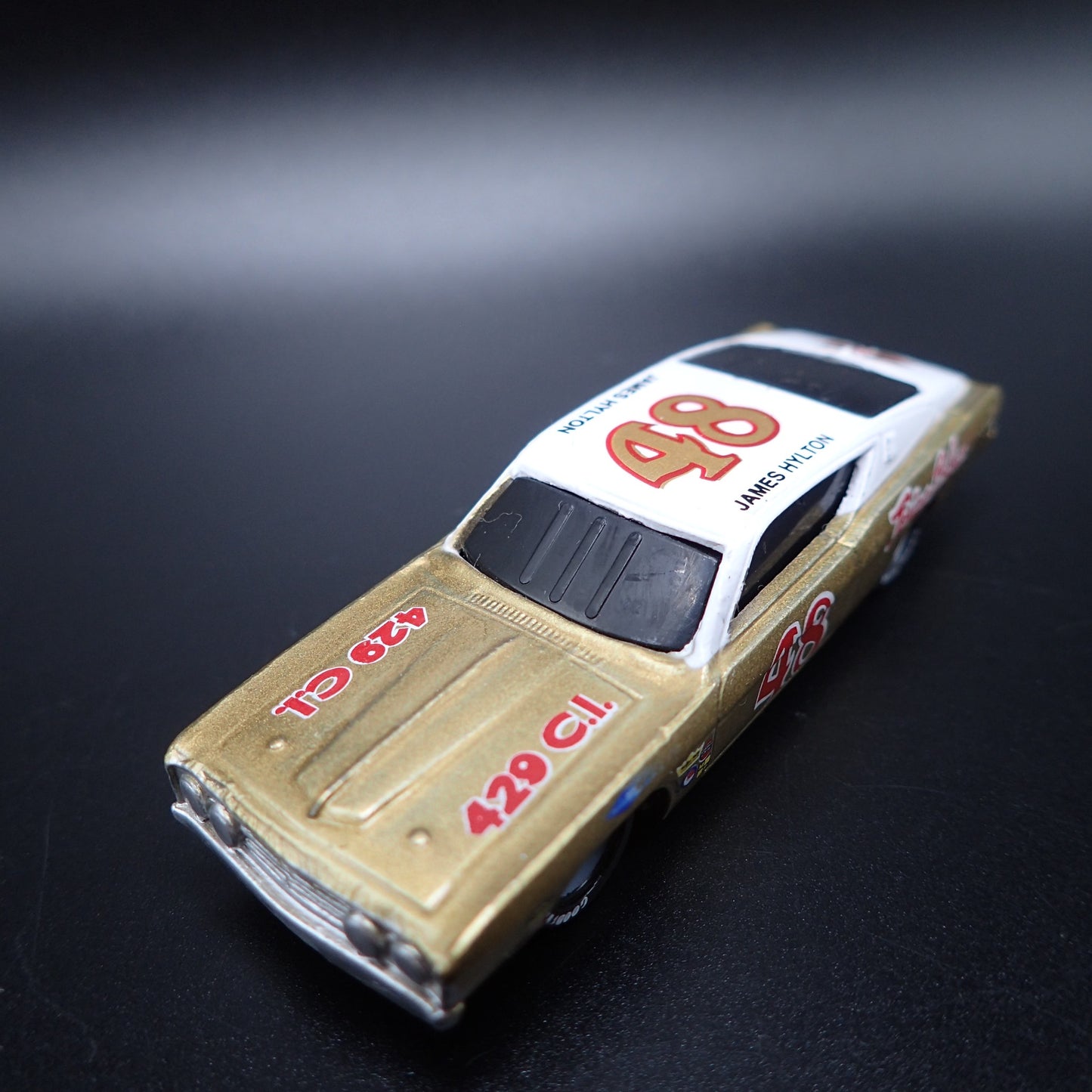 1969 FORD TORINO COBRA VINTAGE NASCAR JAMES HYLTON 1:64 SCALE DIECAST MODEL CAR