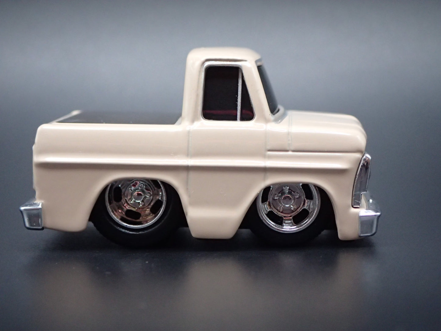 1968 68 FORD F100 PICKUP TRUCK CAR TUNED 1:64 SCALE DIORAMA DIECAST MODEL CAR