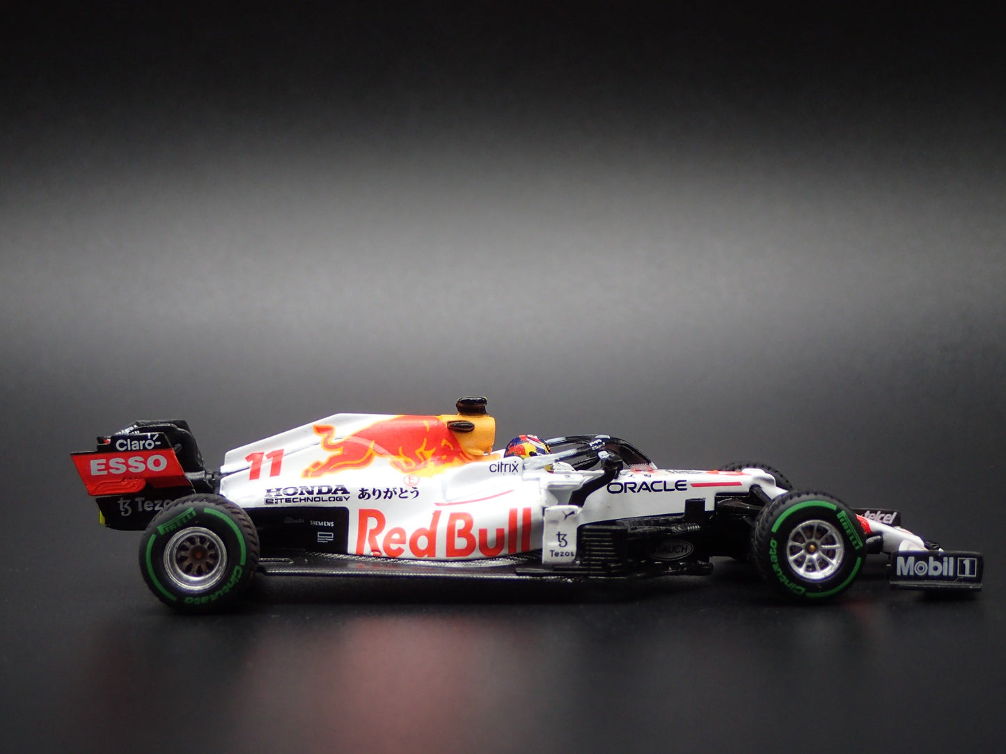RED BULL RACING RB16B 11 SERGIO PEREZ F1 RACING 1:64 SCALE DIECAST MODEL CAR
