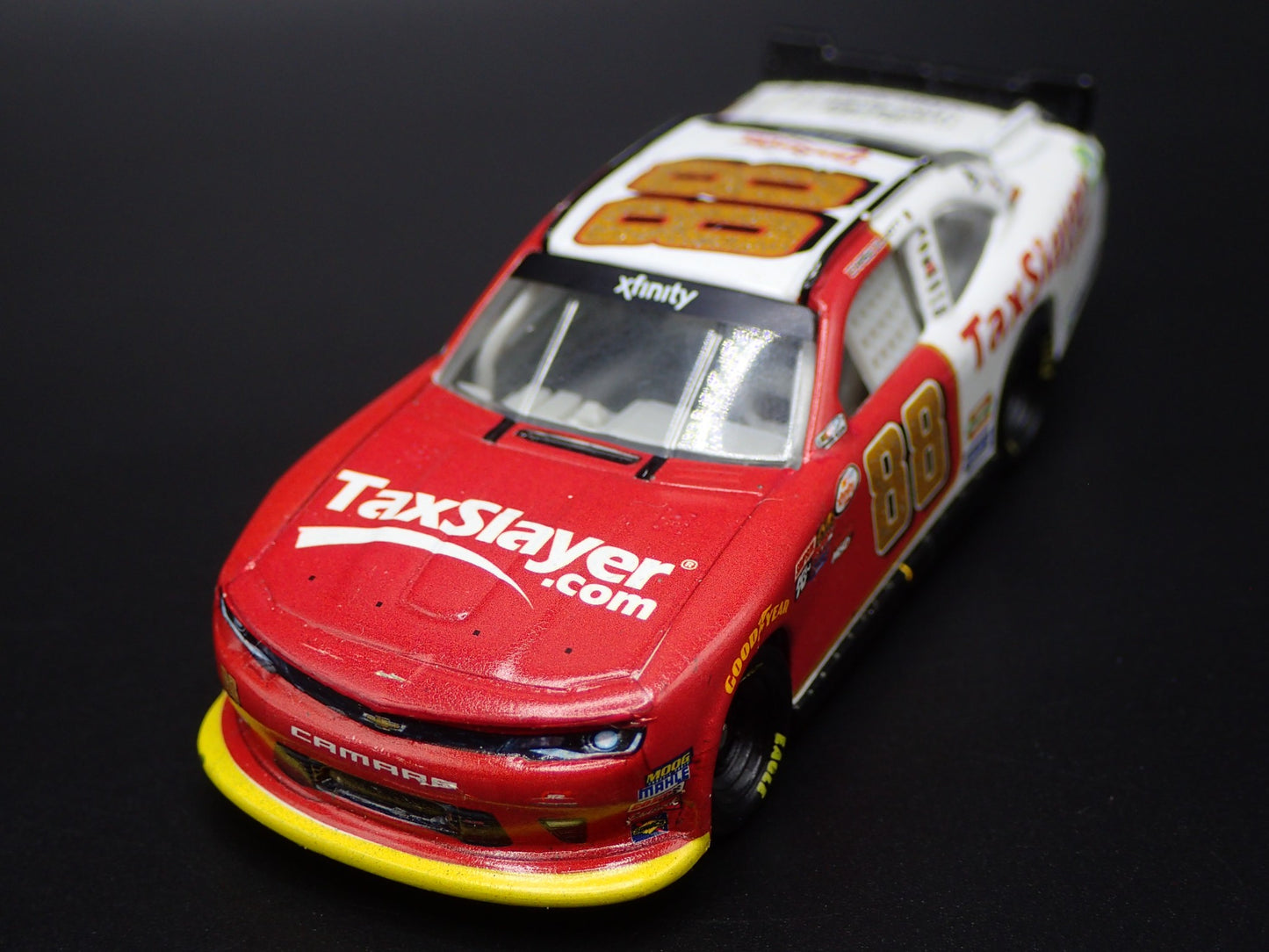 2016 16 CHEVY CAMARO 88 DALE EARNHARDT JR TAX SLAYER NASCAR 1:64 DIECAST CAR