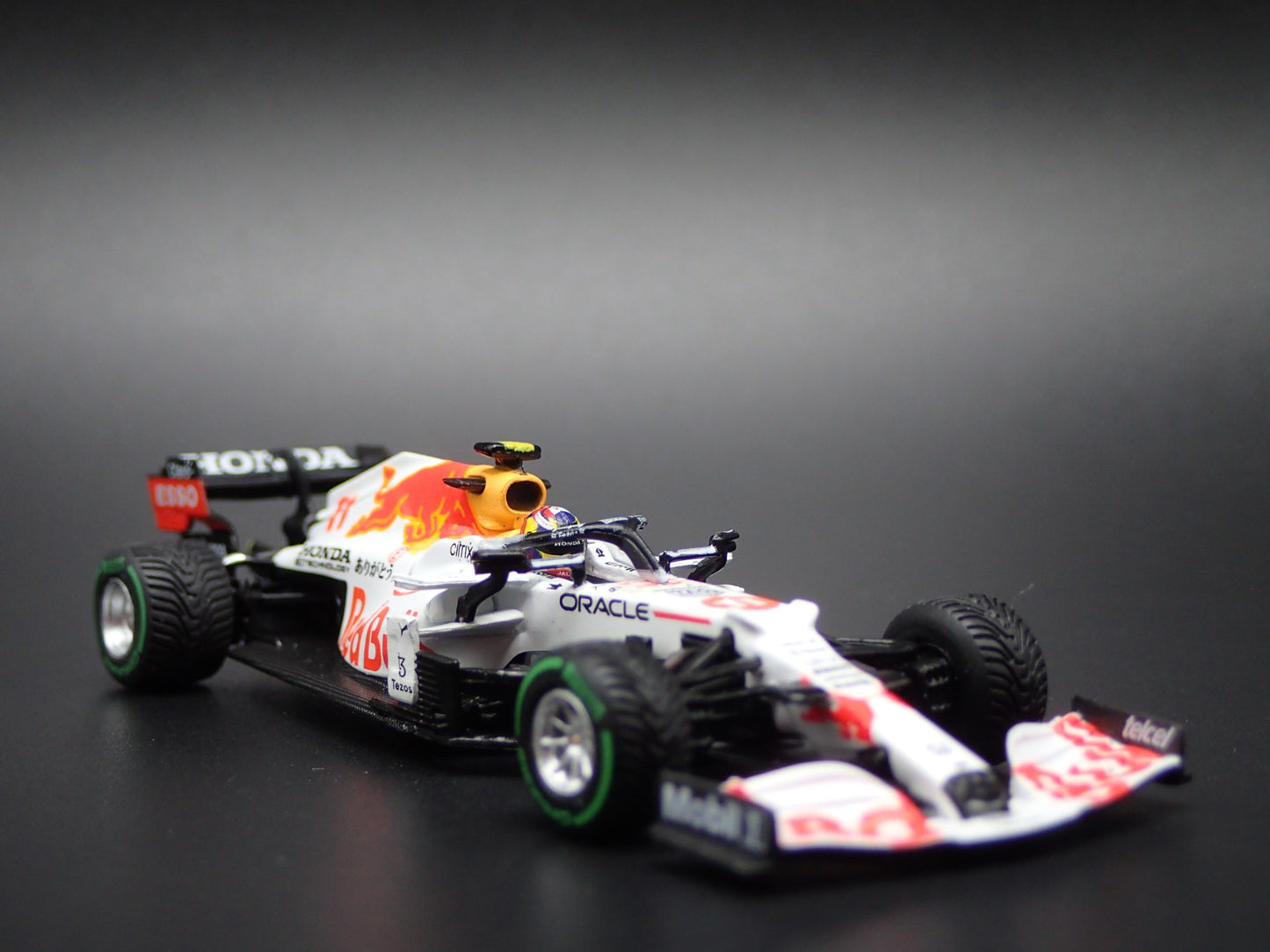 RED BULL RACING RB16B 11 SERGIO PEREZ F1 RACING 1:64 SCALE DIECAST MODEL CAR