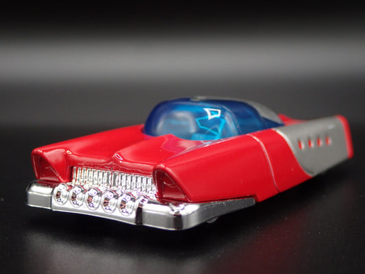 MATTEL DREAM MOBILE RETRO 60'S FUTURE CAR  1:64 SCALE DIORAMA DIECAST MODEL CAR