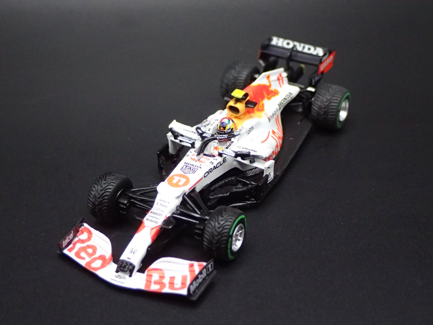 RED BULL RACING RB16B 11 SERGIO PEREZ F1 RACING 1:64 SCALE DIECAST MODEL CAR