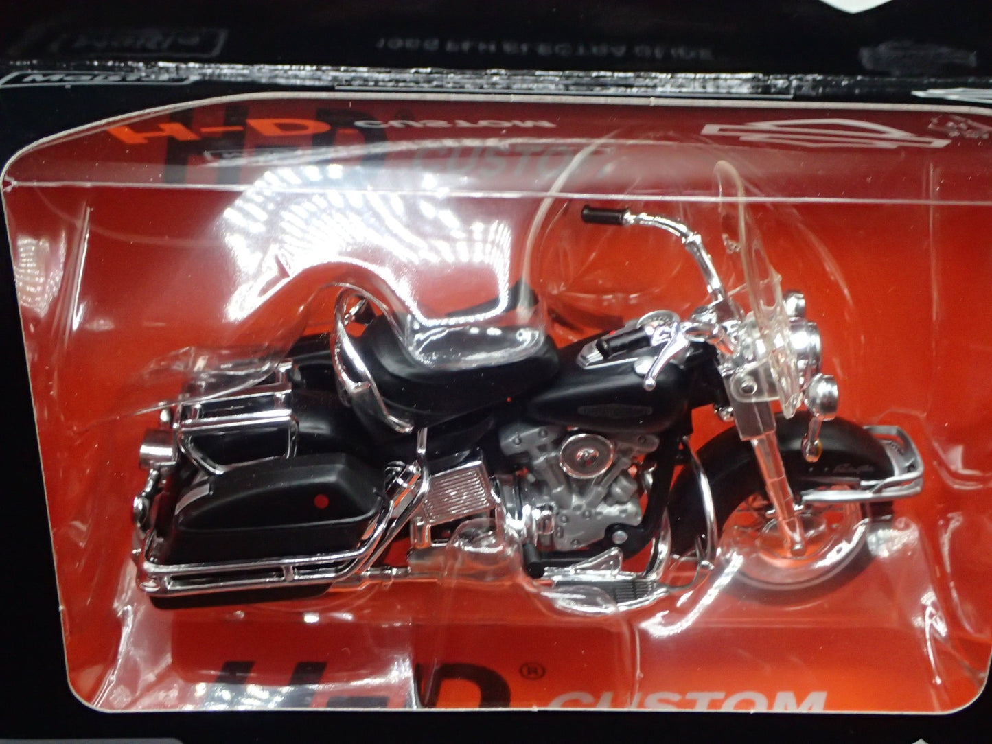 1966 66 FLH ELECTRA GLIDE HARLEY DAVIDSON SERIES 41 1/18 DIECAST MOTORCYCLE BIKE