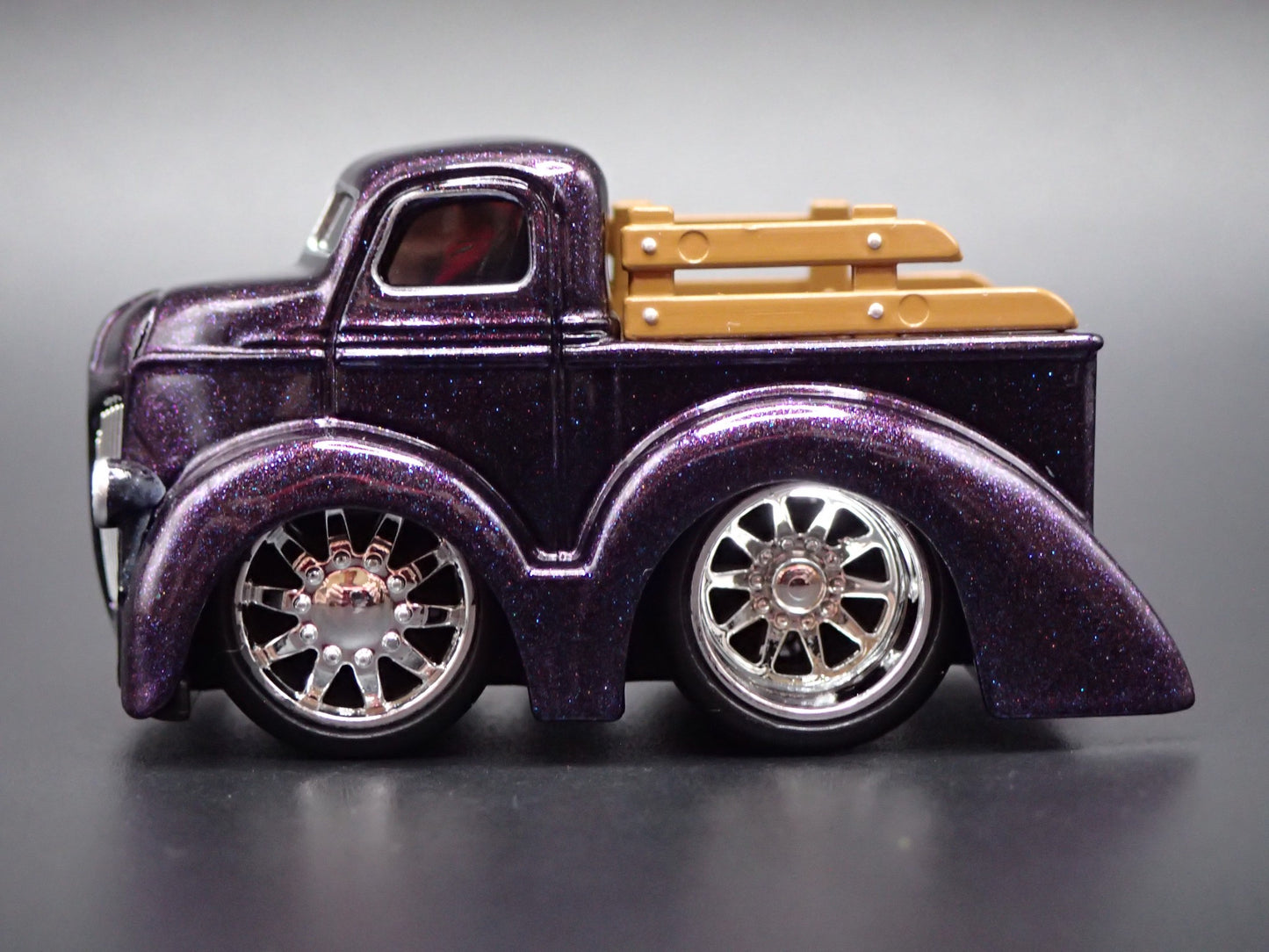 1947 47 FORD COE PICKUP TRUCK CAR TUNED 1:64 SCALE COLLECTIBLE DIECAST MODEL CAR