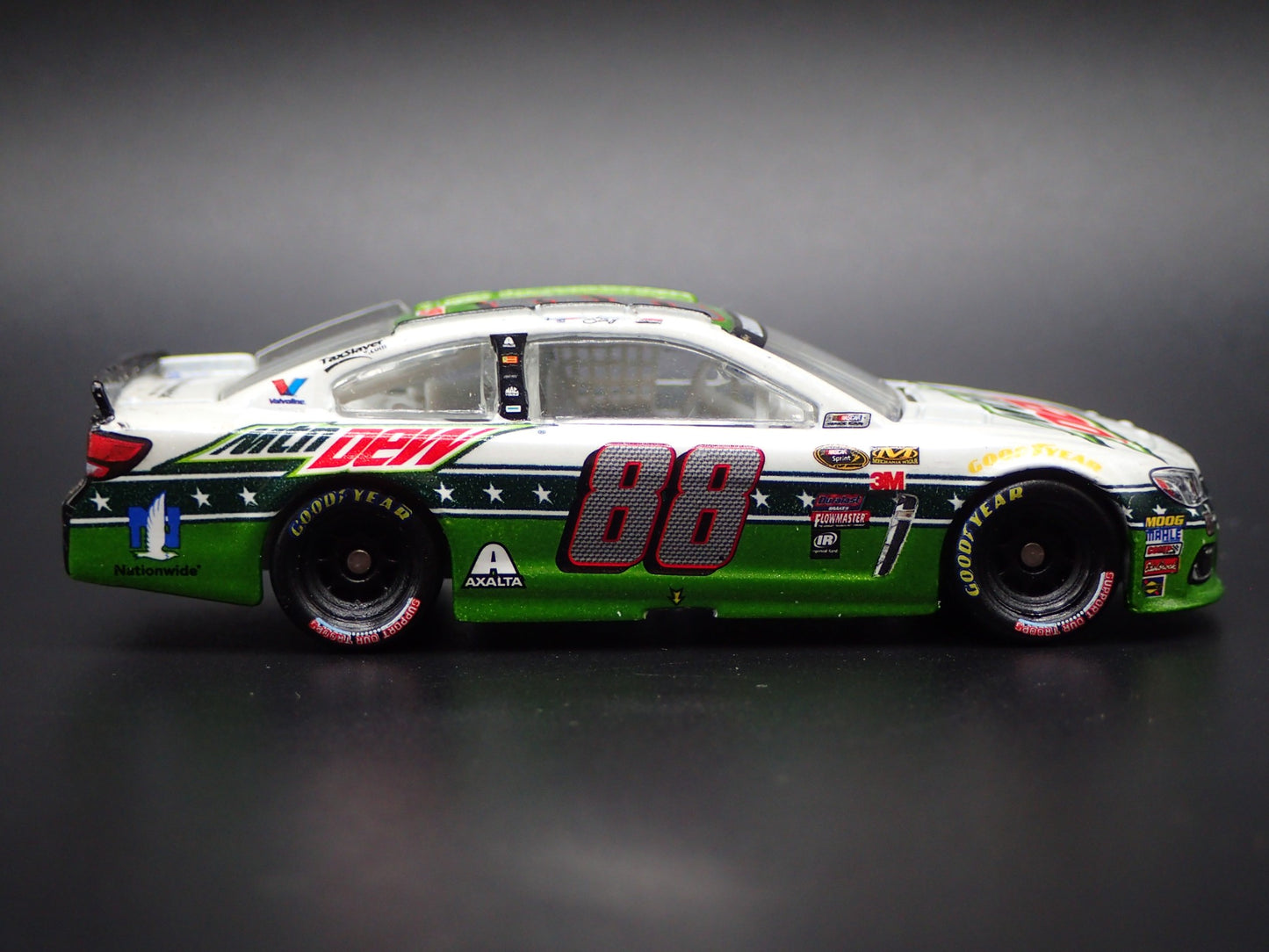2016 16 CHEVROLET SS 88 MTN DEW DALE EARNHARDT JR NASCAR 1:64 DIECAST MODEL CAR