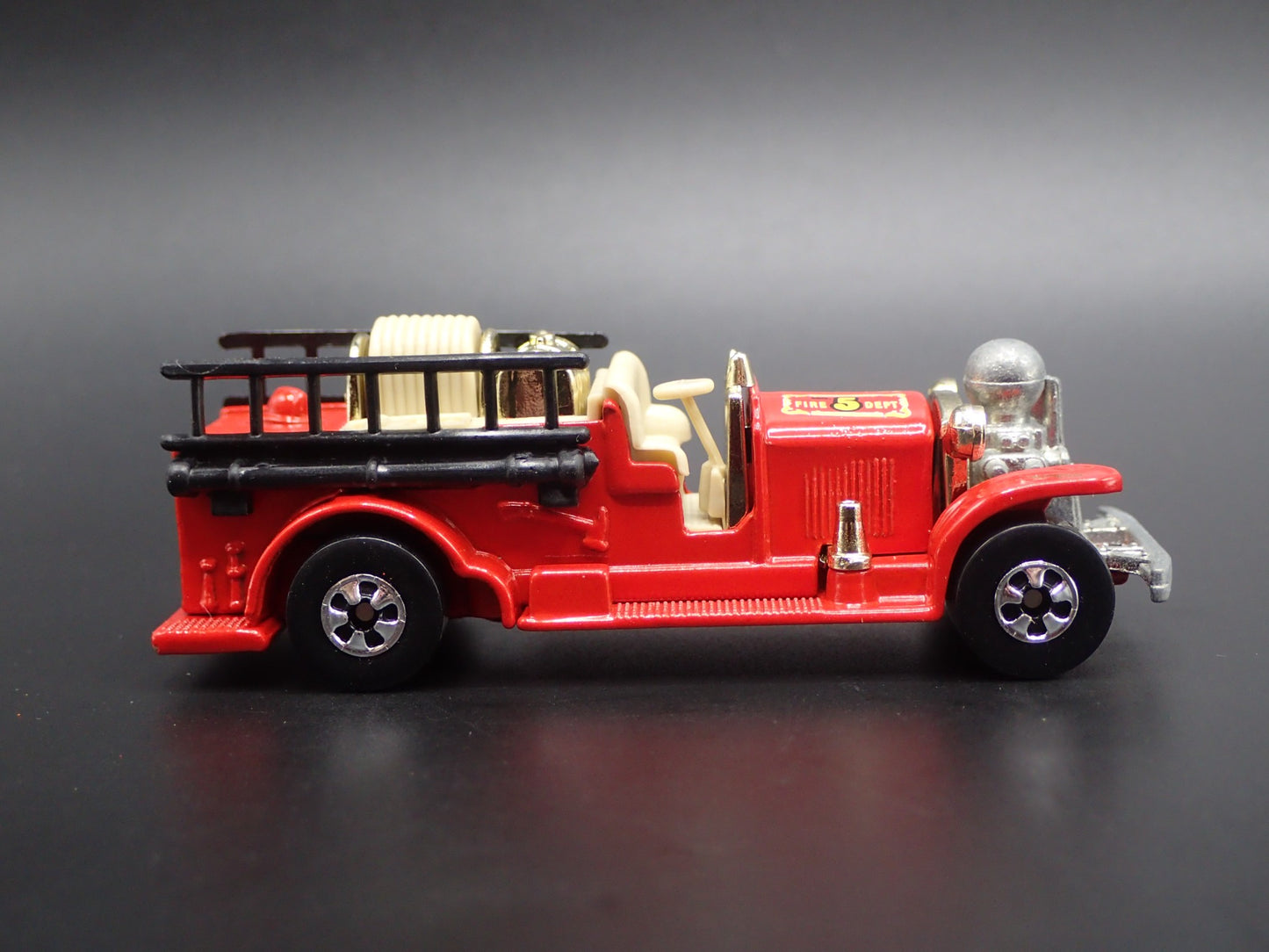 OLD NUMBER 5 FIRE TRUCK RED 1:64 SCALE COLLECTIBLE DIORAMA DIECAST MODEL CAR