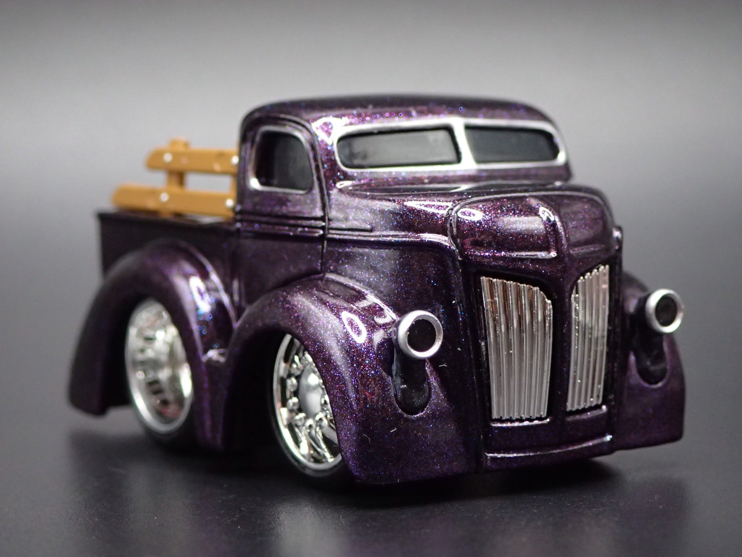 1947 47 FORD COE PICKUP TRUCK CAR TUNED 1:64 SCALE COLLECTIBLE DIECAST MODEL CAR