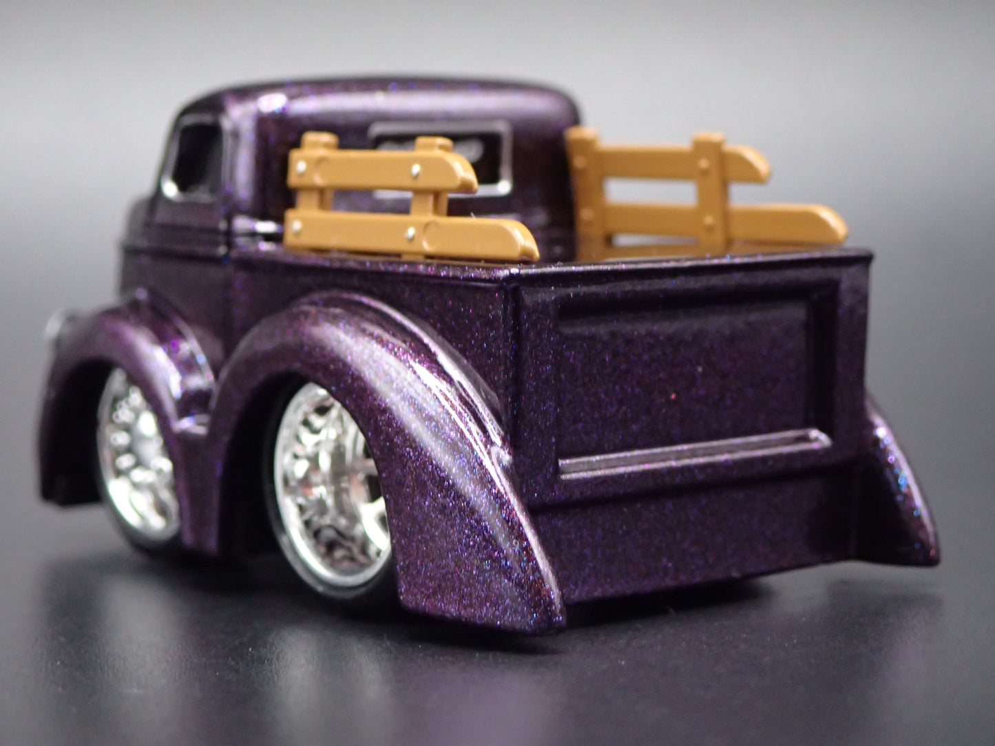 1947 47 FORD COE PICKUP TRUCK CAR TUNED 1:64 SCALE COLLECTIBLE DIECAST MODEL CAR