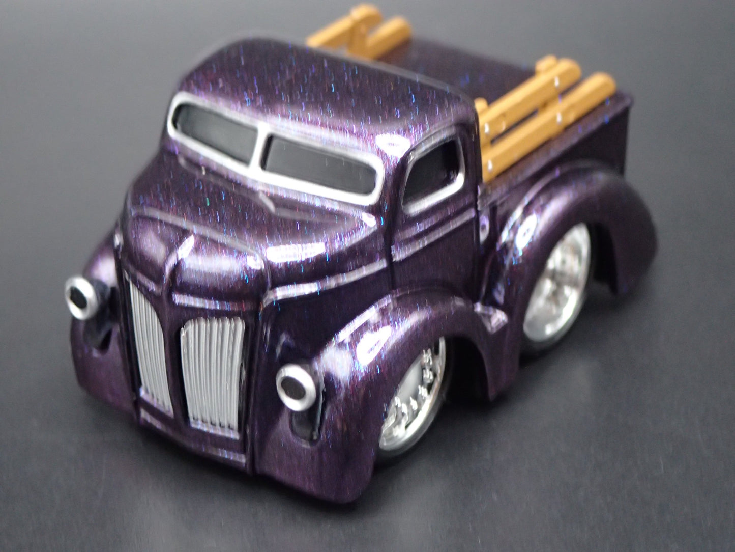 1947 47 FORD COE PICKUP TRUCK CAR TUNED 1:64 SCALE COLLECTIBLE DIECAST MODEL CAR