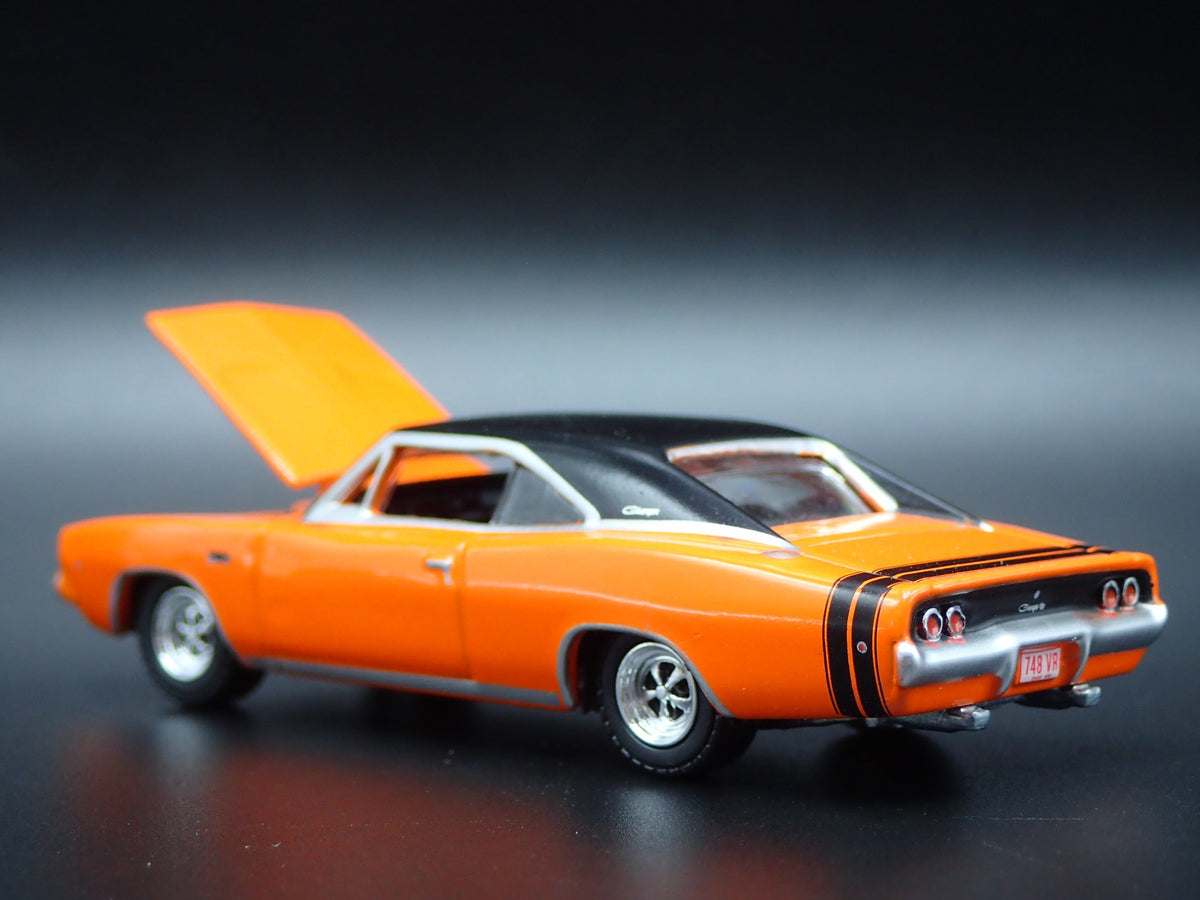 1968 68 DODGE CHARGER R/T RARE 1:64 SCALE COLLECTIBLE DIORAMA DIECAST MODEL CAR-Burning Rubber Toy Company