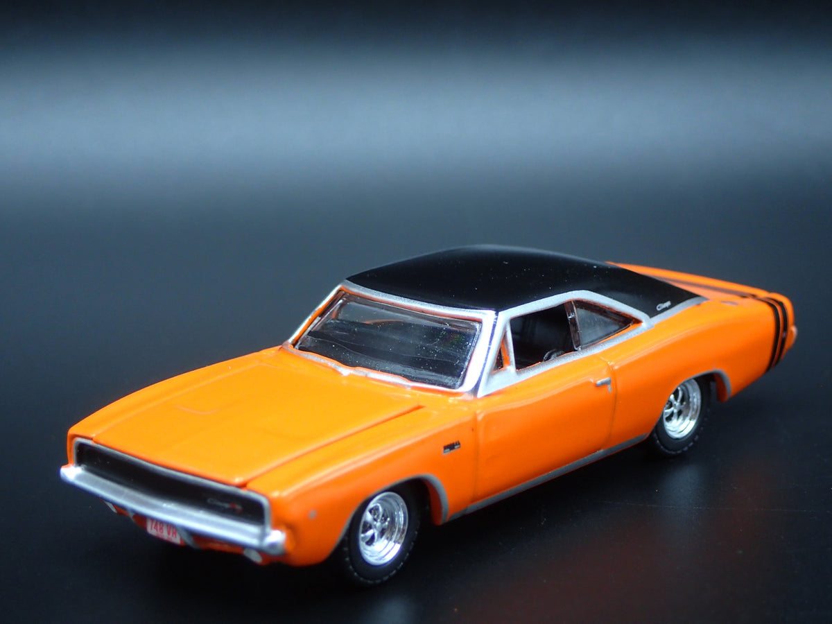 1968 68 DODGE CHARGER R/T RARE 1:64 SCALE COLLECTIBLE DIORAMA DIECAST MODEL CAR-Burning Rubber Toy Company