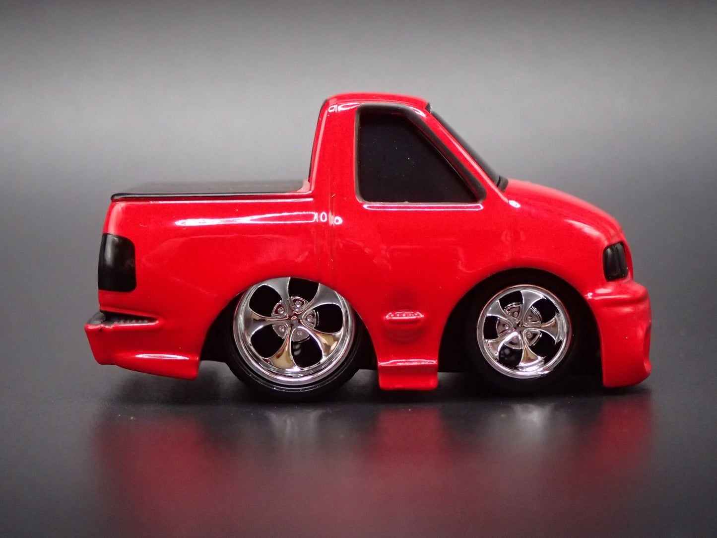 1999-2004 FORD SVT F150 LIGHTNING PICKUP TRUCK RED 1:64 SCALE DIECAST MODEL CAR
