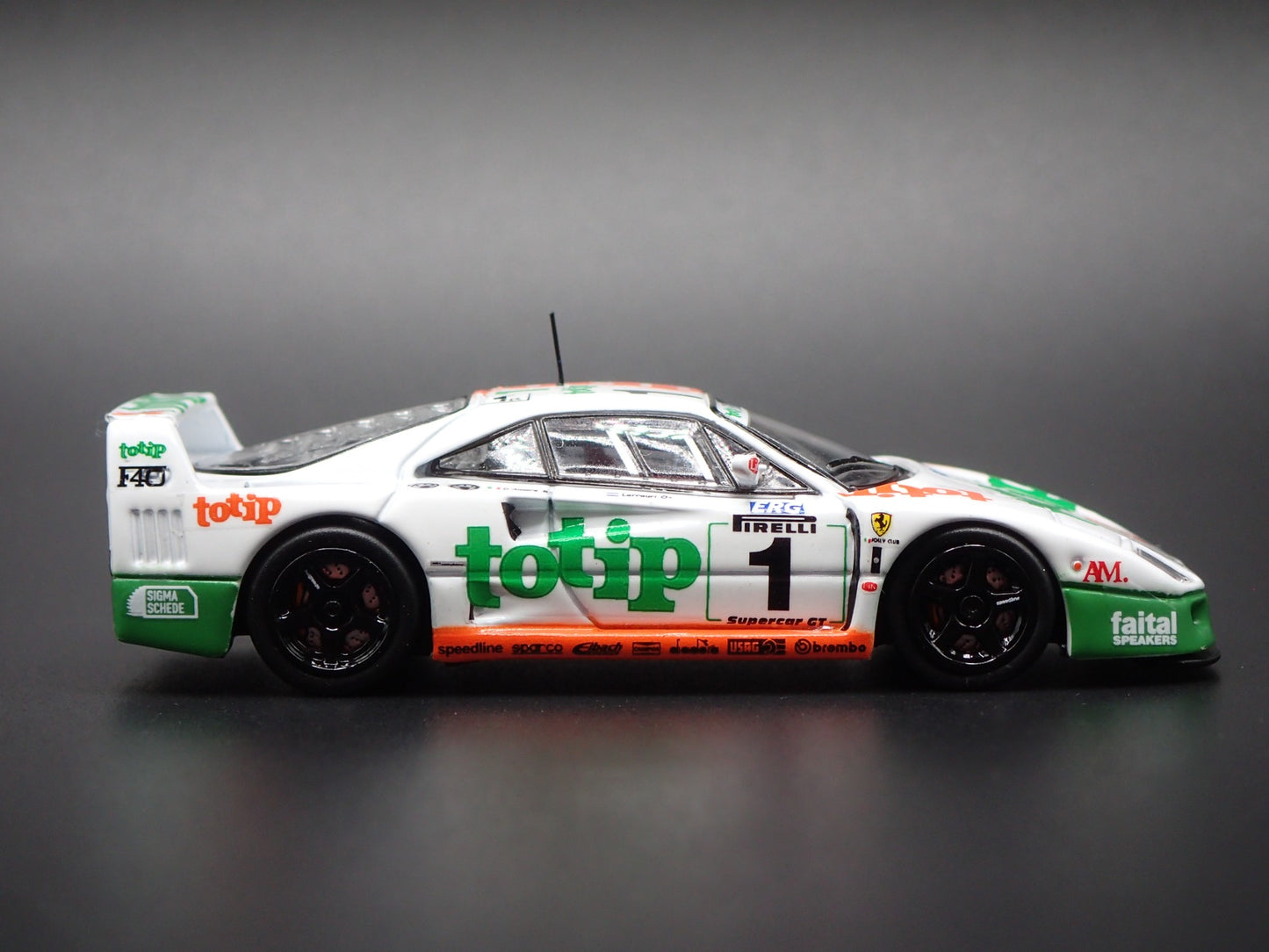 FERRARI F40 1994 ITALIAN GT CHAMPIONSHIP TOTIP 1:64 SCALE DIECAST MODEL CAR