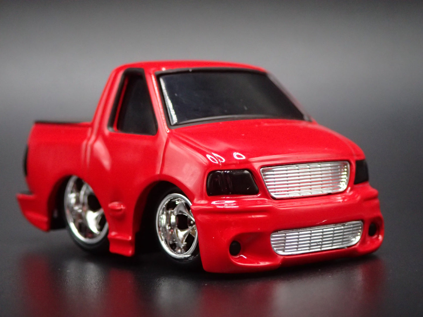 1999-2004 FORD SVT F150 LIGHTNING PICKUP TRUCK RED 1:64 SCALE DIECAST MODEL CAR