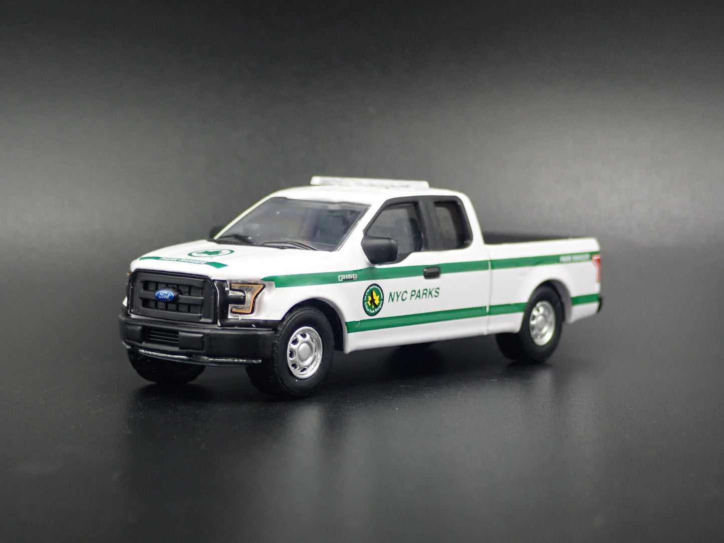 2015-2020 FORD F150 PICKUP TRUCK NYC PARKS & REC 1:64 SCALE DIECAST MODEL CAR