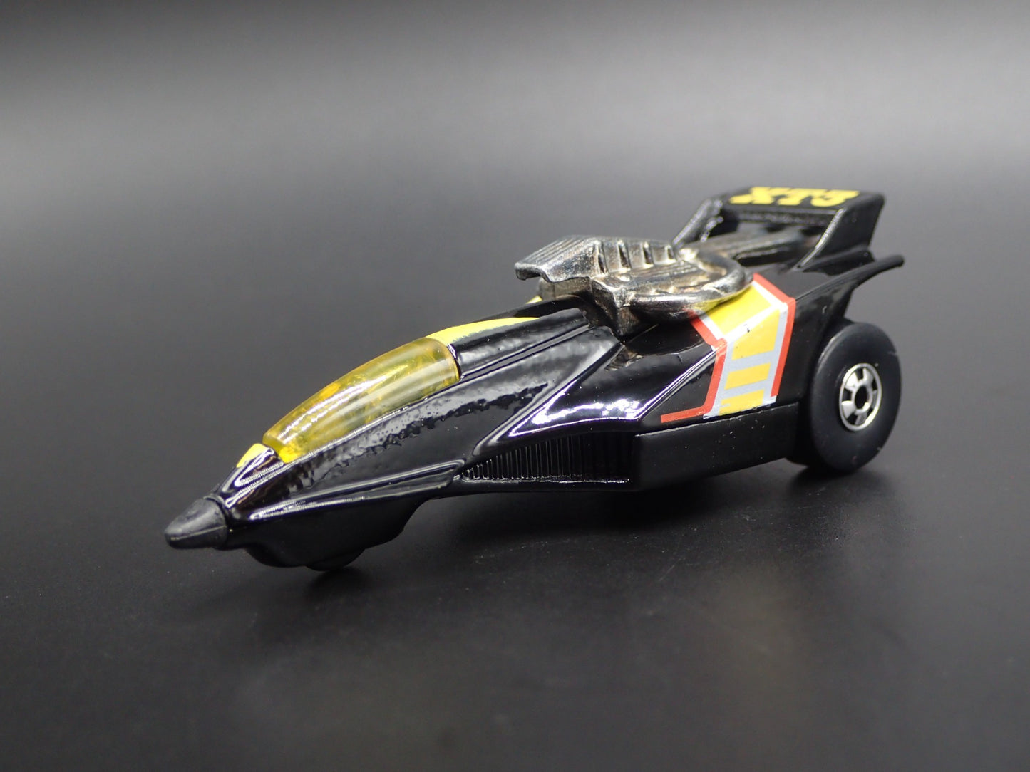 XT3 TRIKE HOT WHEELS ORGINAL 1:64 SCALE COLLECTIBLE DIORAMA DIECAST MODEL CAR