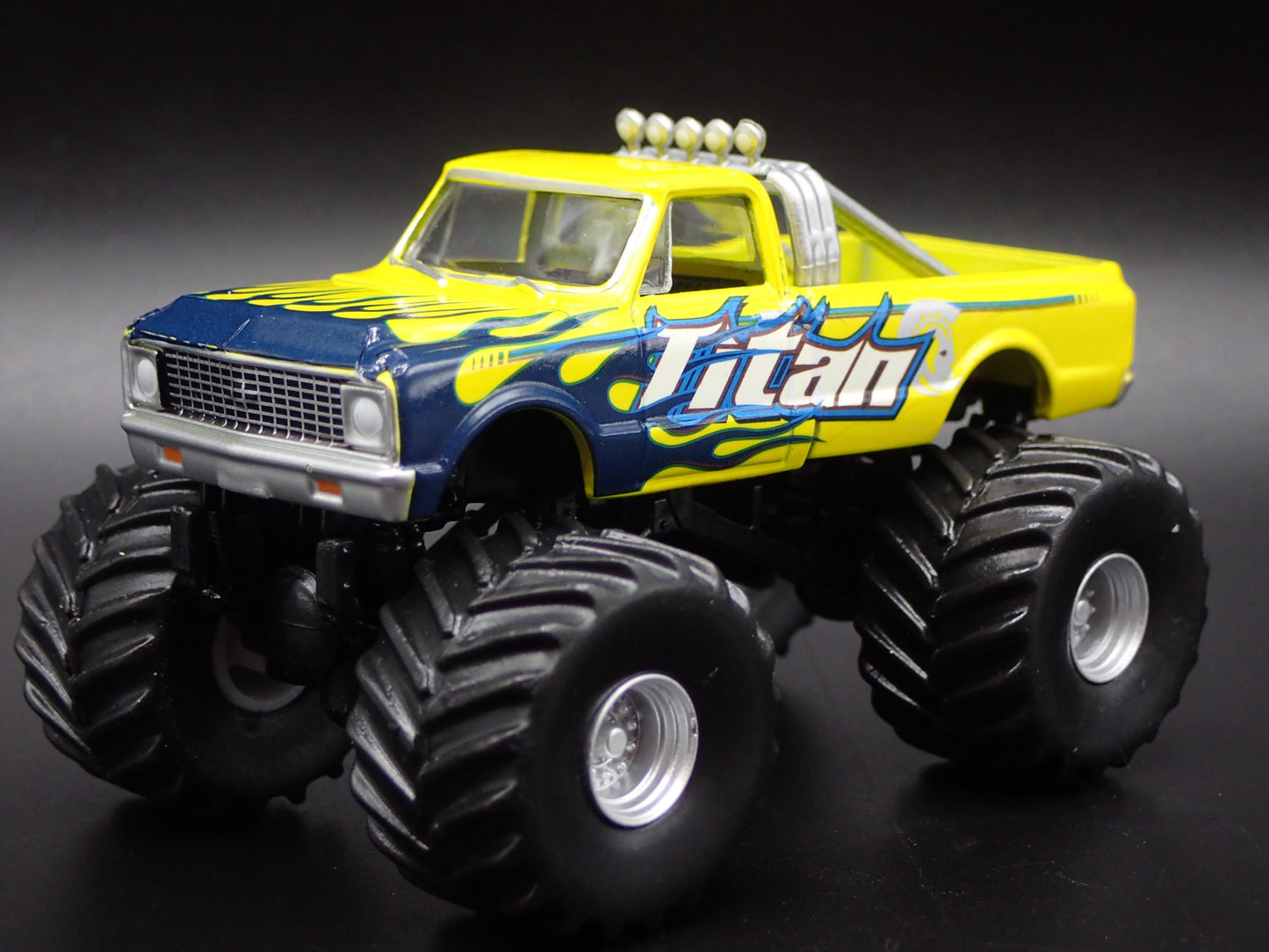 1972 72 CHEVY CHEVROLET C10 TITAN MONSTER TRUCK 1:64 SCALE DIECAST MODEL CAR