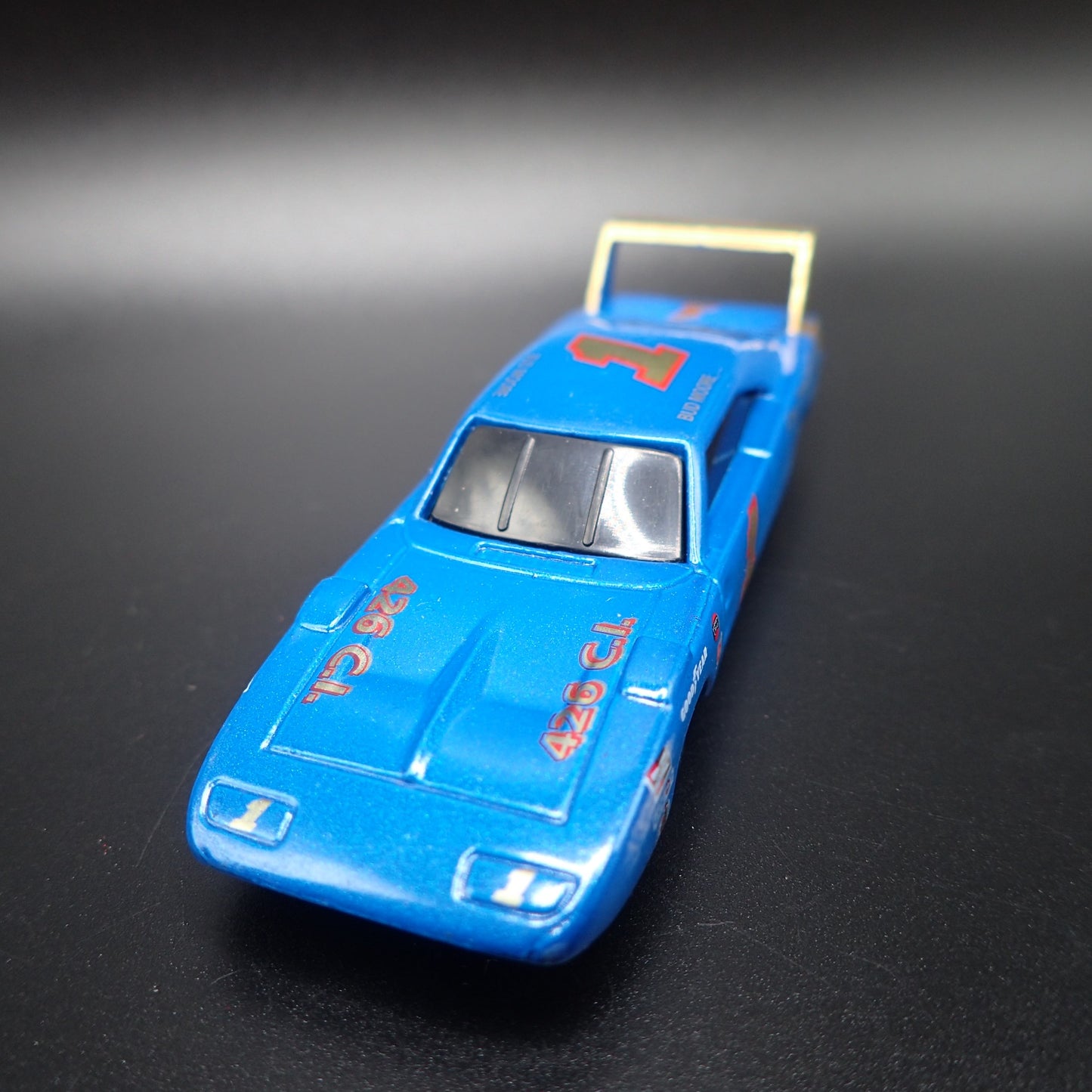 1969 DODGE CHARGER DAYTONA VINTAGE NASCAR BUD MOORE 1:64 SCALE DIECAST MODEL CAR