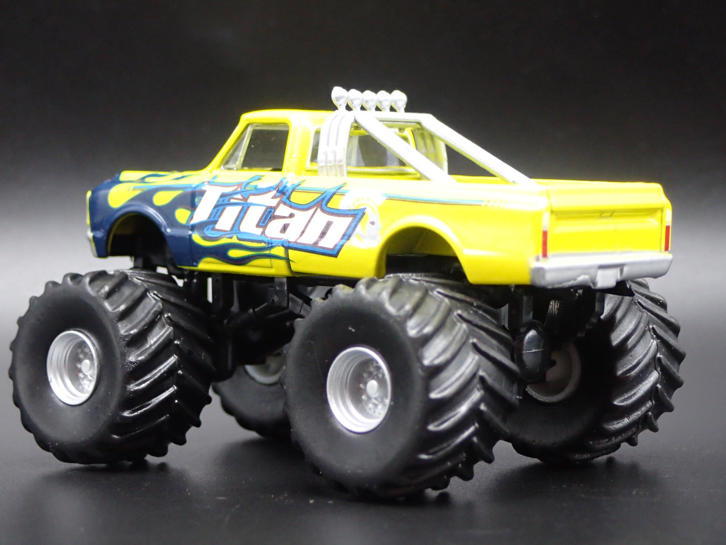 1972 72 CHEVY CHEVROLET C10 TITAN MONSTER TRUCK 1:64 SCALE DIECAST MODEL CAR