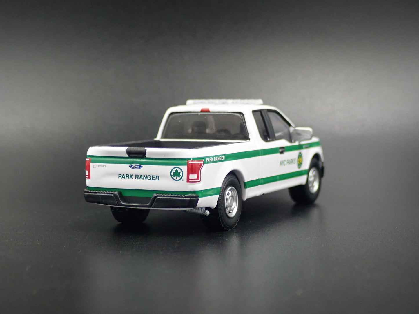 2015-2020 FORD F150 PICKUP TRUCK NYC PARKS & REC 1:64 SCALE DIECAST MODEL CAR