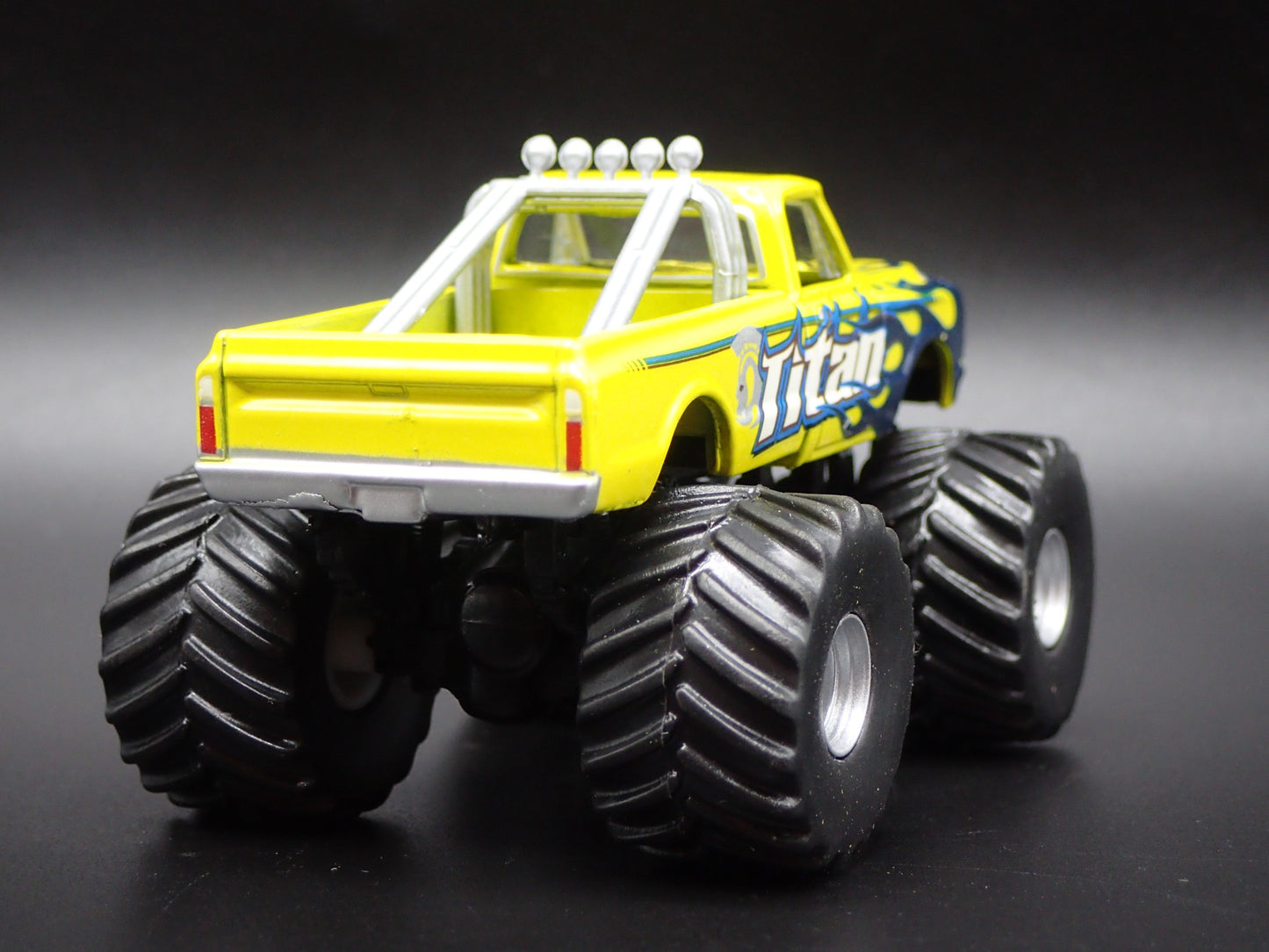 1972 72 CHEVY CHEVROLET C10 TITAN MONSTER TRUCK 1:64 SCALE DIECAST MODEL CAR