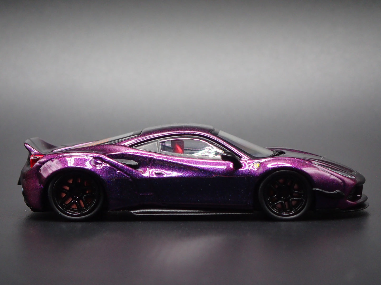 2015-2019 FERRARI 488 LB WORKS PURPLE 1:64 SCALE DIORAMA DIECAST MODEL CAR