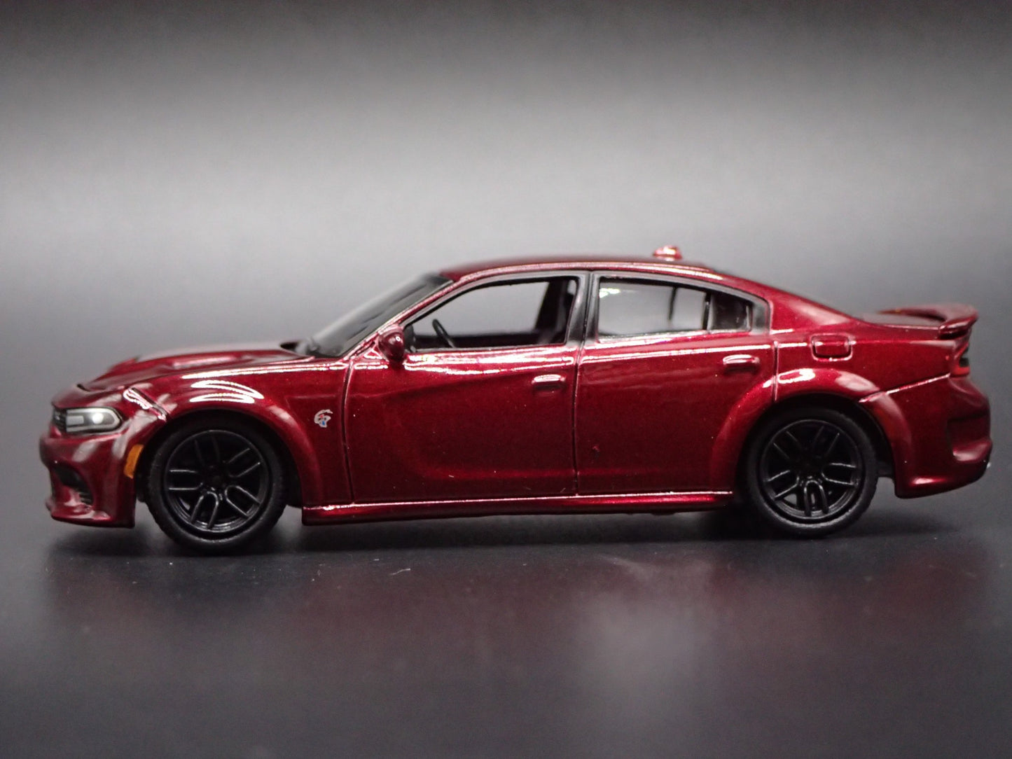 2021 21 DODGE CHARGER SRT HELLCAT REDEYE 1:64 SCALE DIORAMA DIECAST MODEL CAR